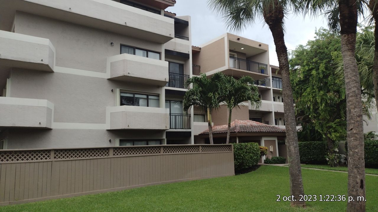 Palm Crest Villas Condo by Souffront Construction & Engineering