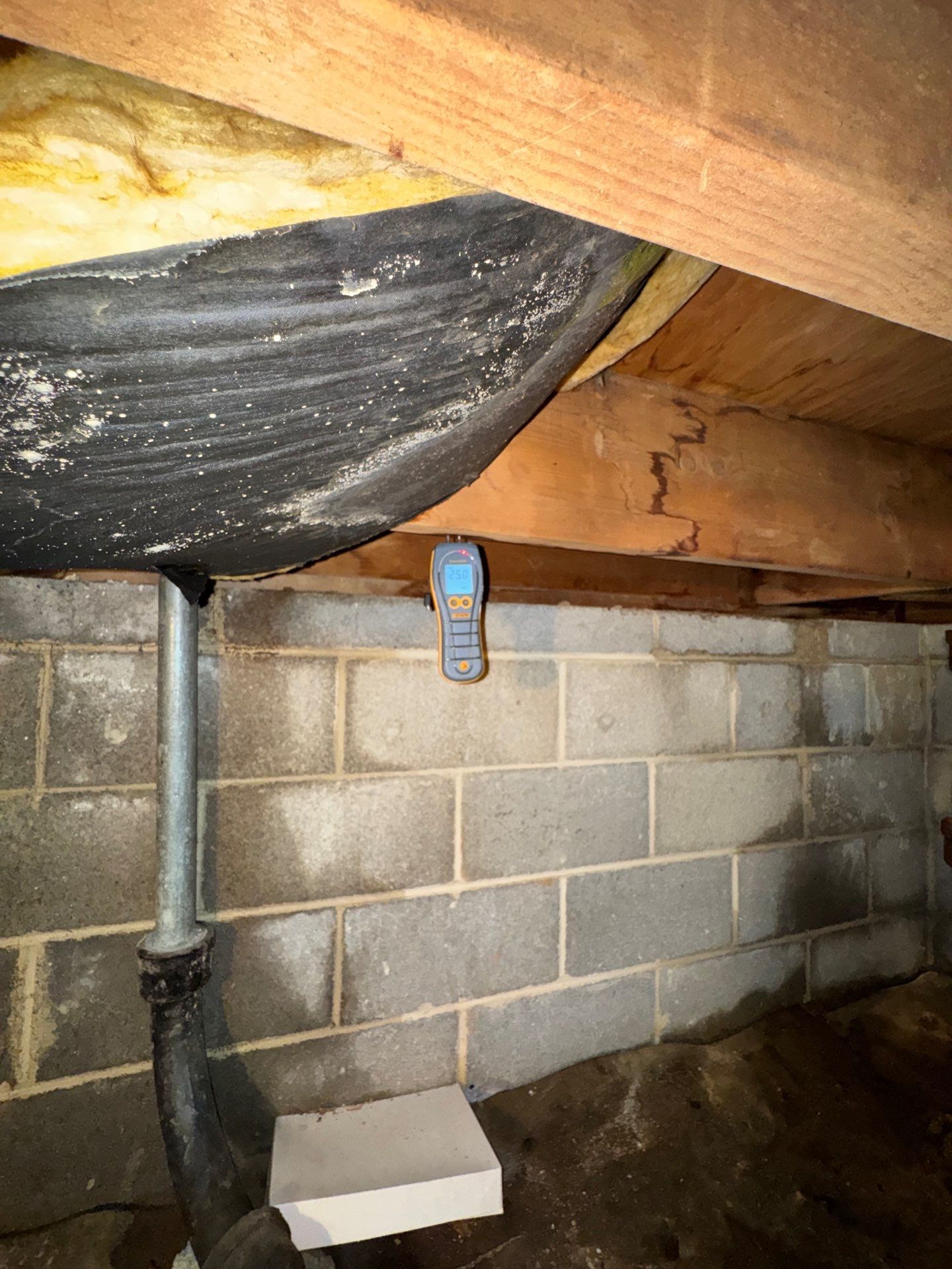 Emergency Water Mitigation & Structural Cavity Drying in Wilmington by Right On Time Restoration