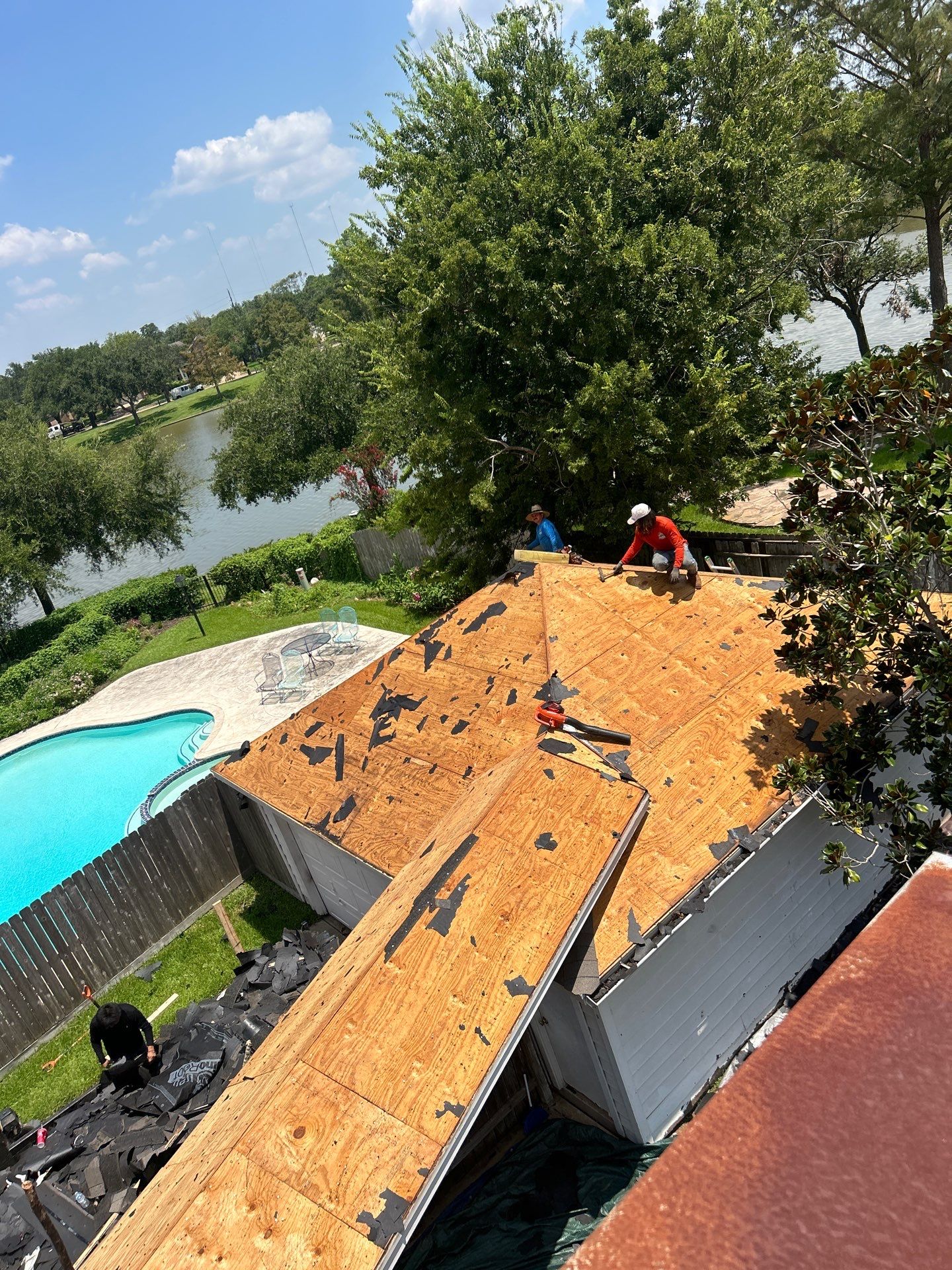 Residential Roofing Installation using Owen's Corning Duration (Lifetime) Shingles by Roof Repair Company