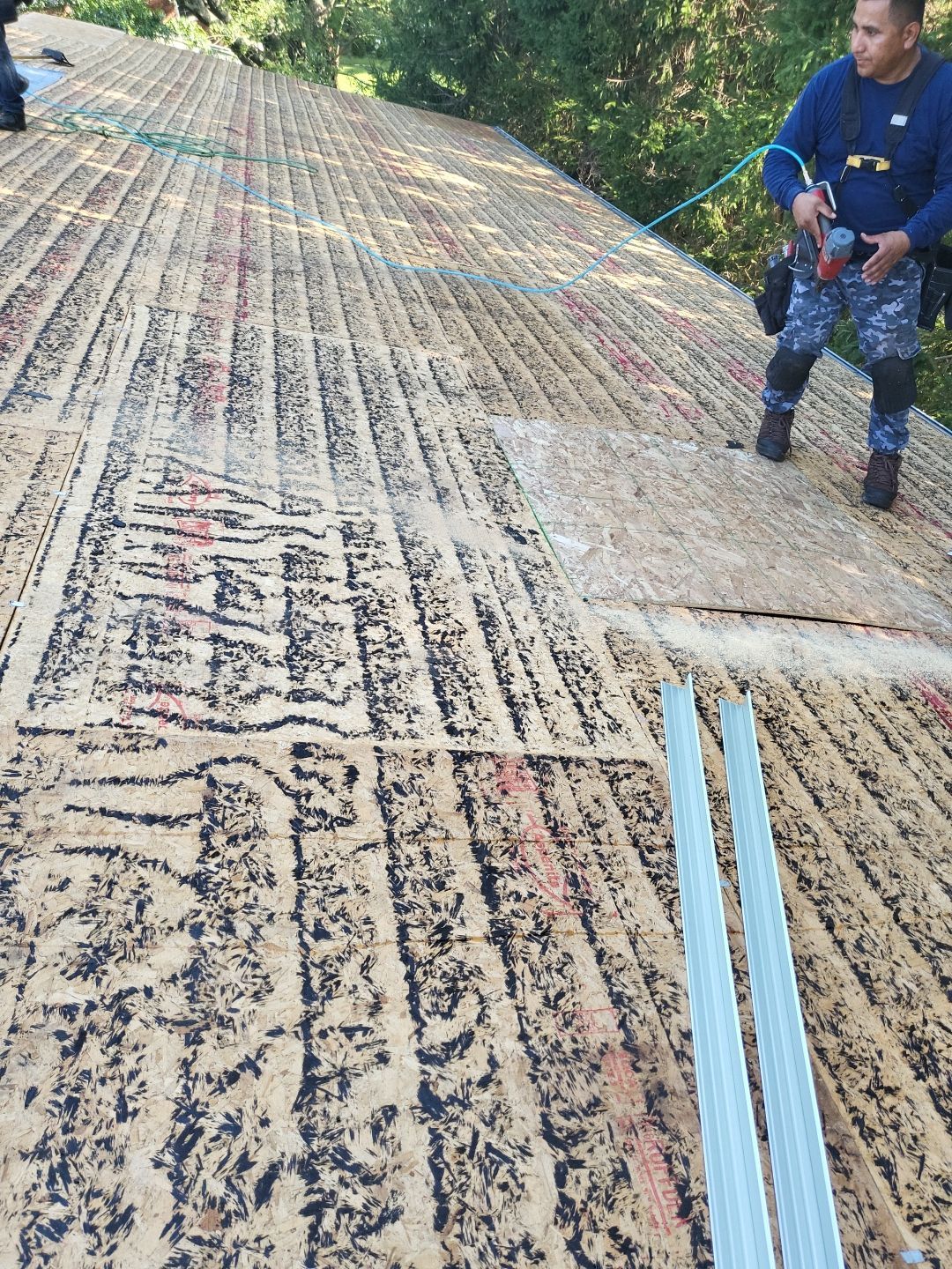ATLAS PINNACLE COLOR: MORNING HARVEST by Eagle Eye Roofing