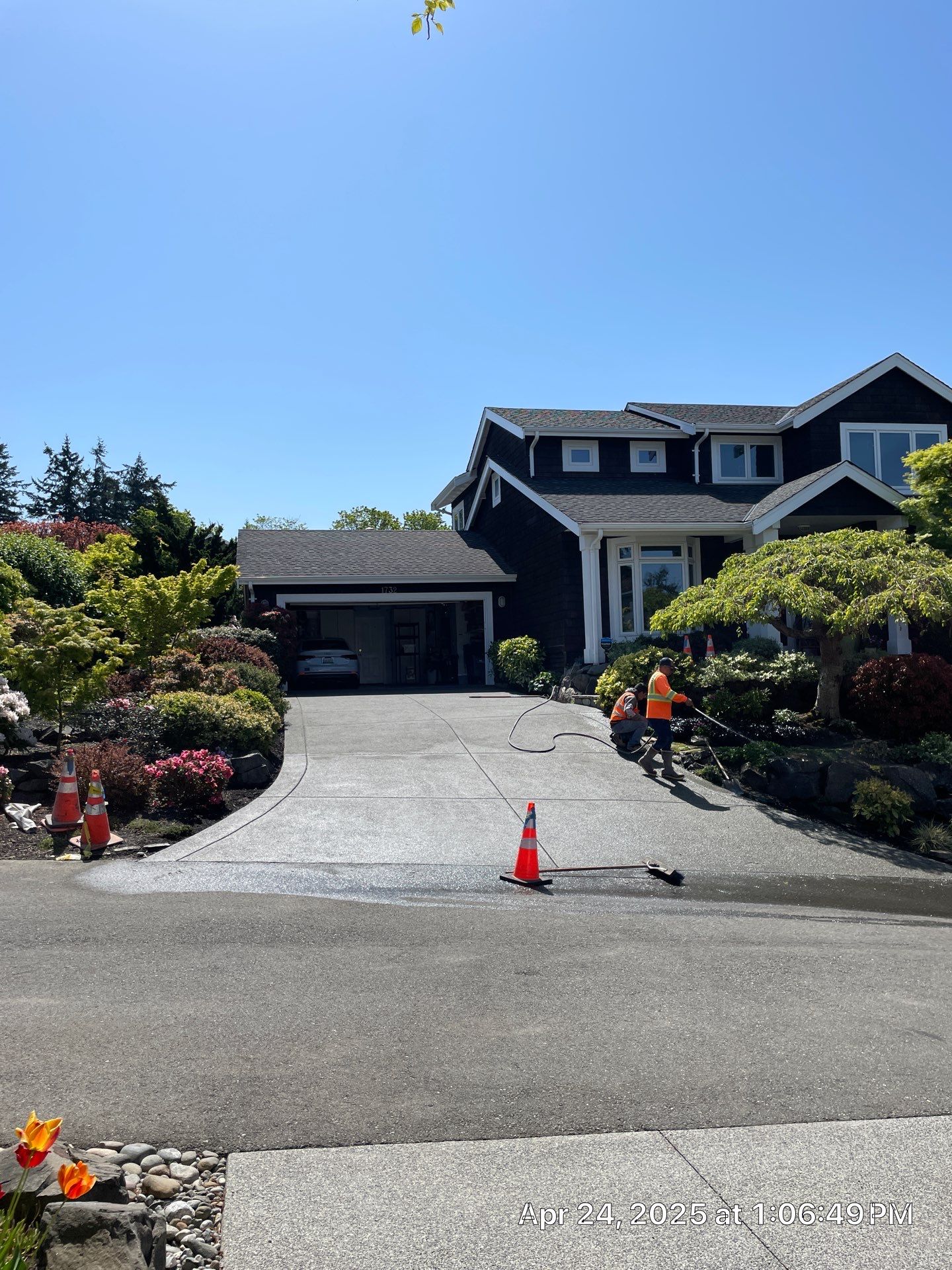 Concrete Driveway Repair | Mukilteo  by Jireh Asphalt & Concrete Inc 