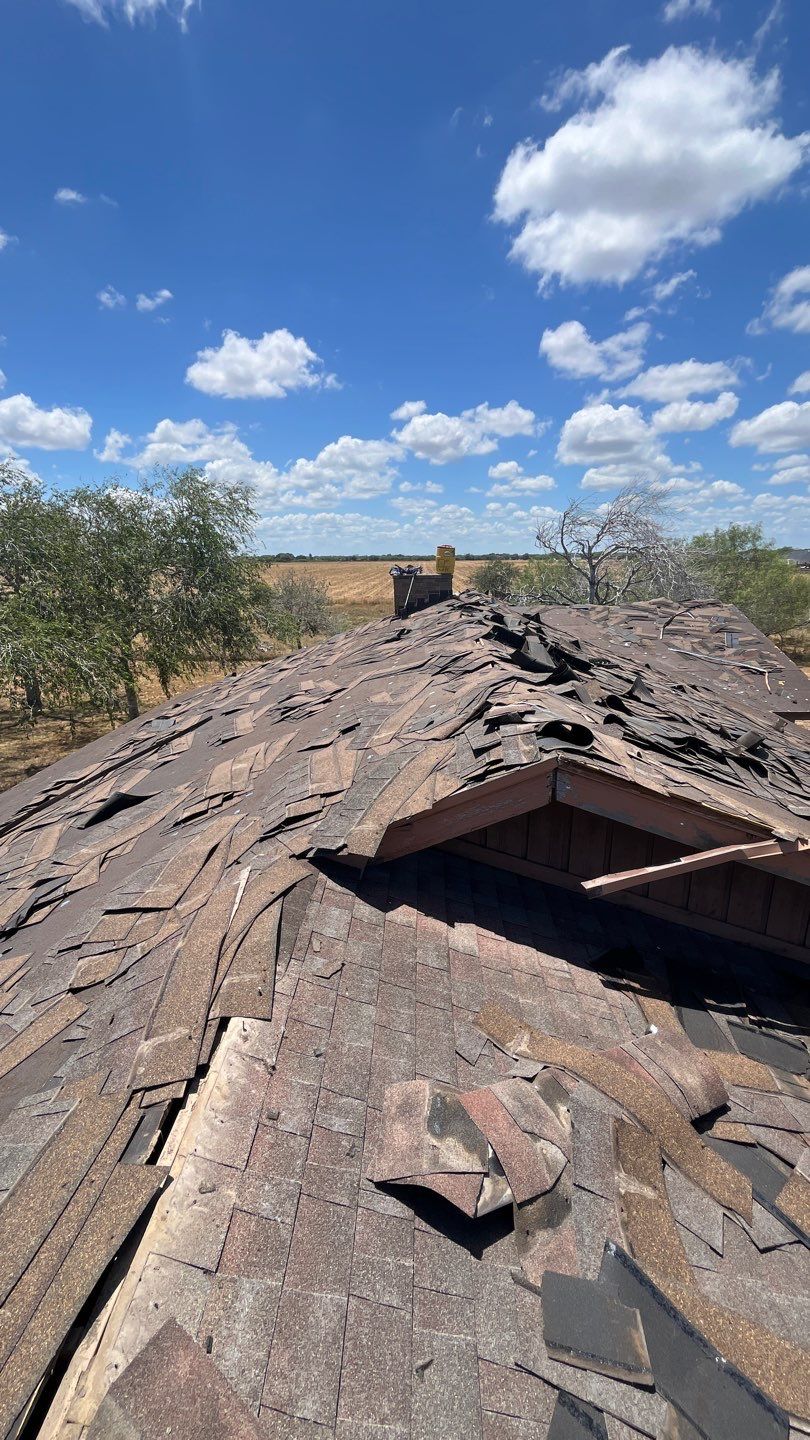 Country Roofing by Bayfront Roofing and Construction