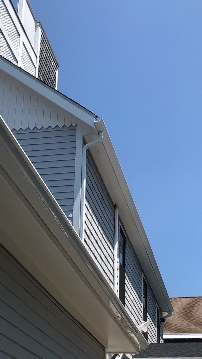 Newport, RI Gutter Installation using 5" K-Style Aluminum Gutter by Gutter Pro Enterprises