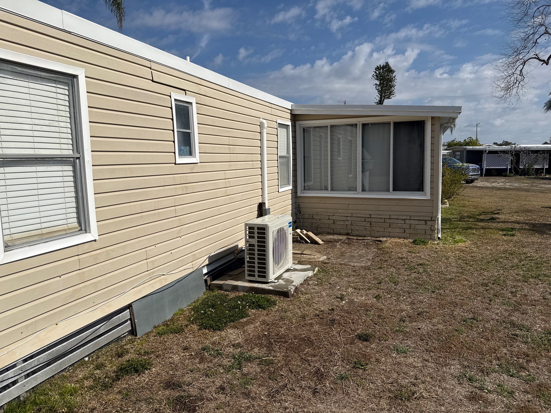 TPO Roof Cleaning & Mobile Home Soft Wash in Chulavista Landings – Ruskin, FL by Sunshine AquaWash
