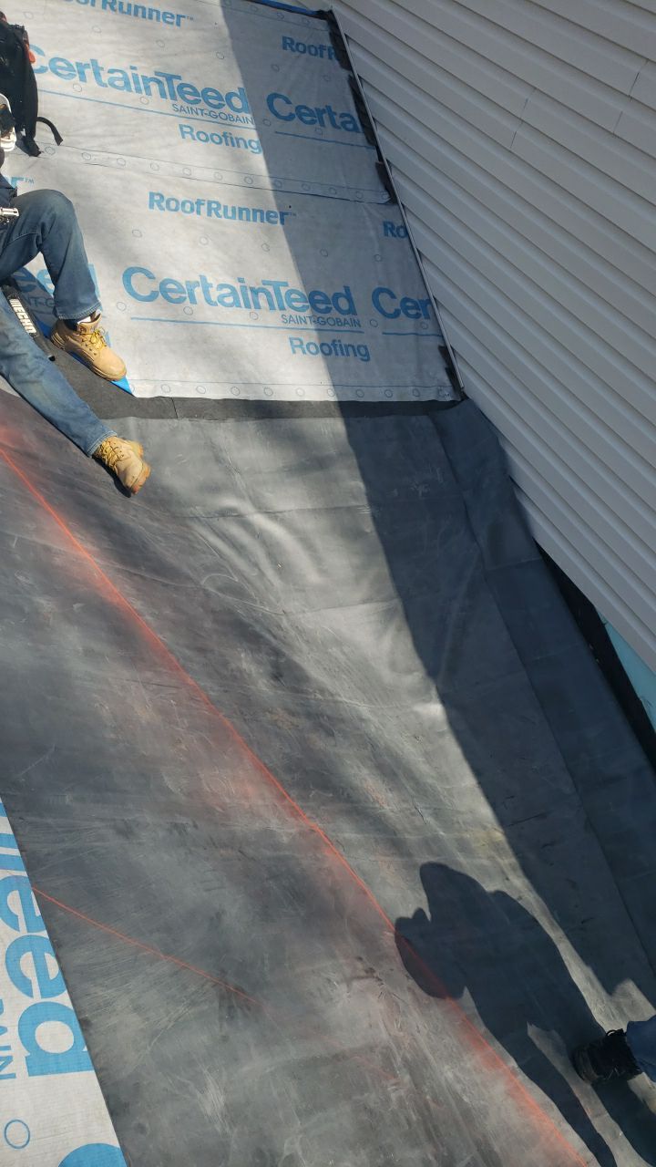 Burke - Certainteed Landmark Pro Max Def Moire Black by RM Banning, Inc.