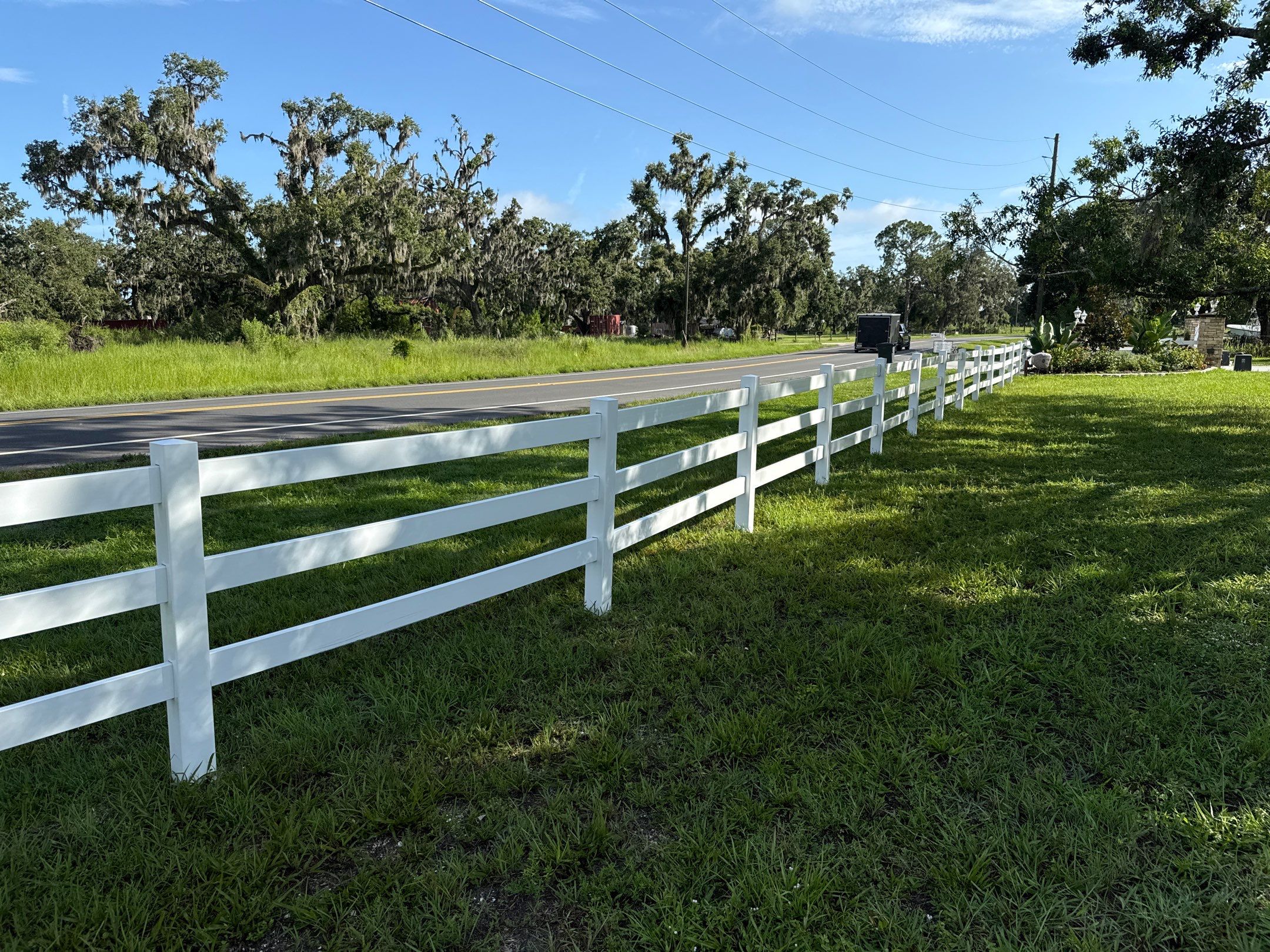 🐎 Vinyl Horse Fence, Entrance Cleaning + House Wash – Parrish, FL by Sunshine AquaWash