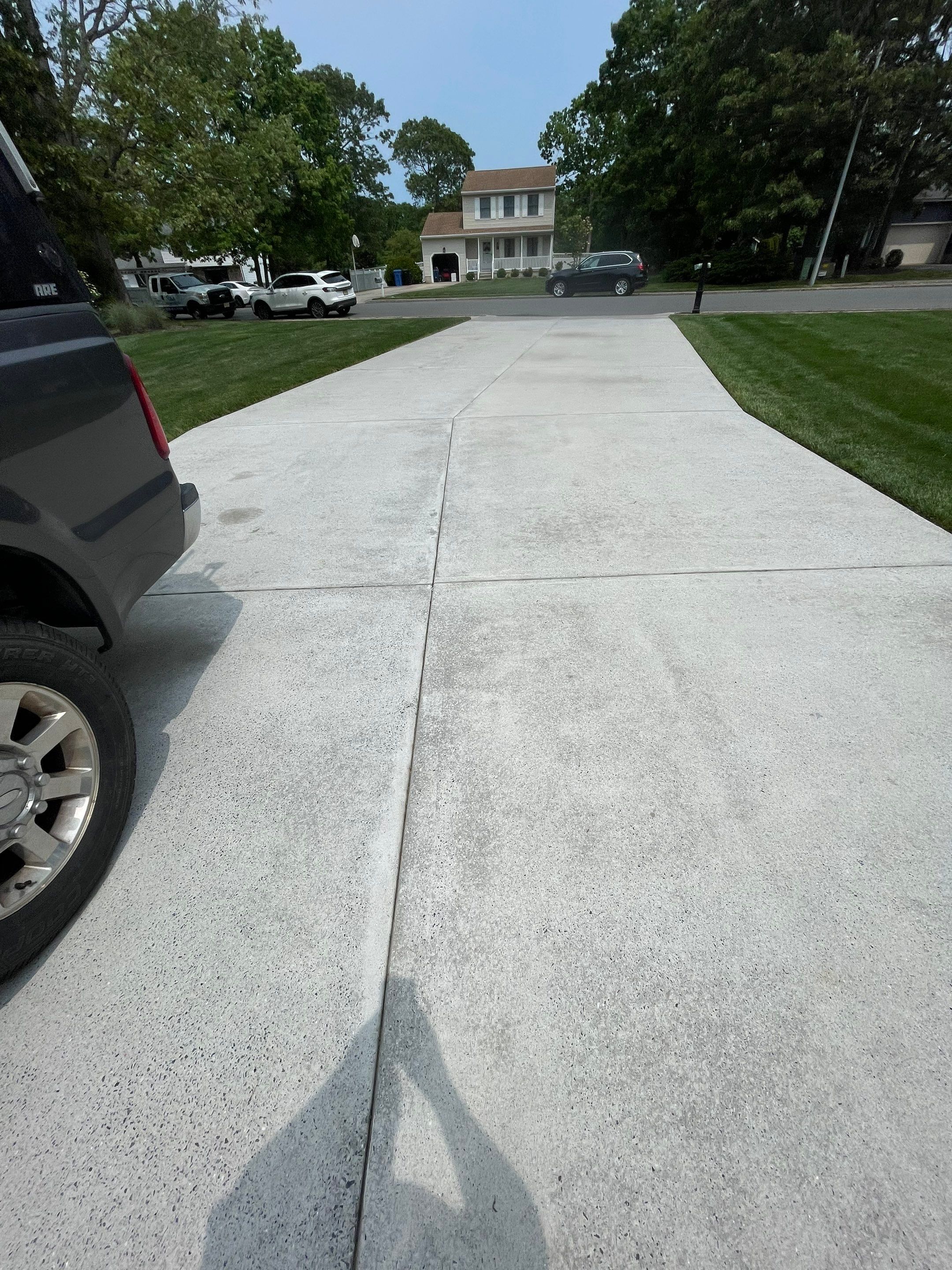 Concrete Cleaning by SJ Exterior