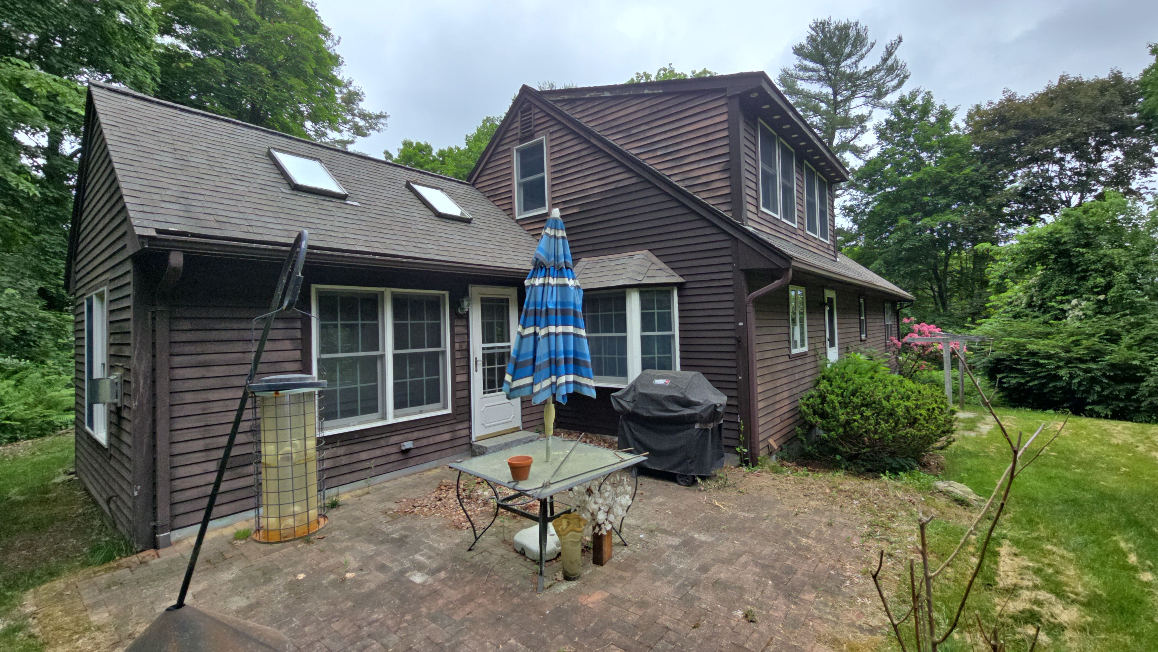 Complete exterior remodeling in Ashland, MA by UBrothers Construction