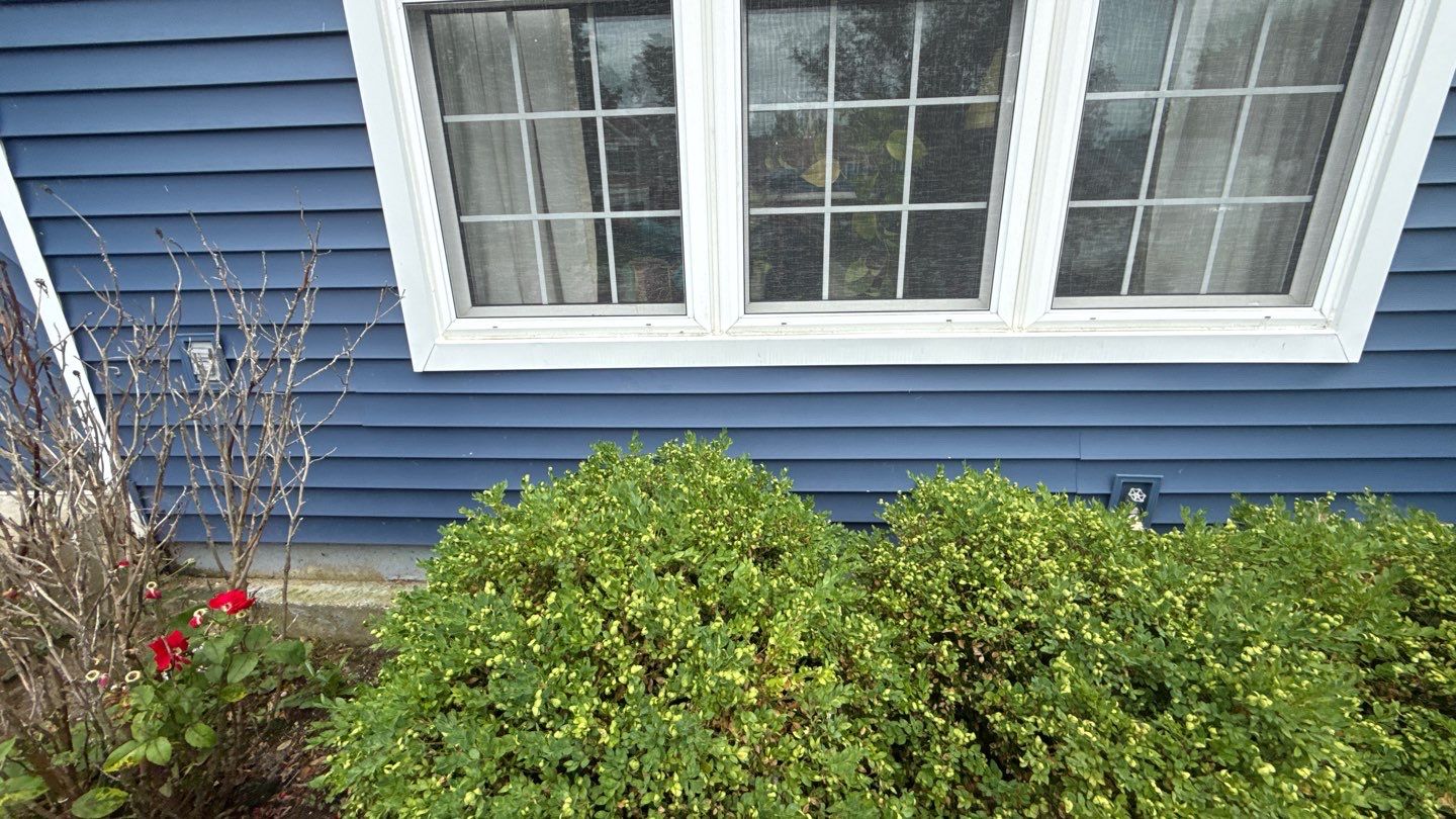 Siding Replacement using Certainteed Restoration Classic D4 Midnight Blue by 180 Contractors