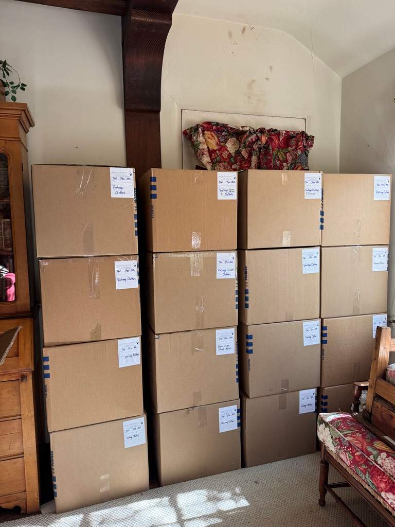 Historic home Clear out  by Curated Transitions