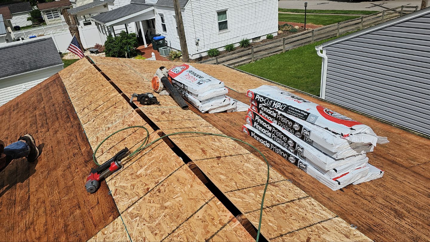 Atlas Pinnacle, Color, Black Shadow, Drip Edge, Color, White by Eagle Eye Roofing