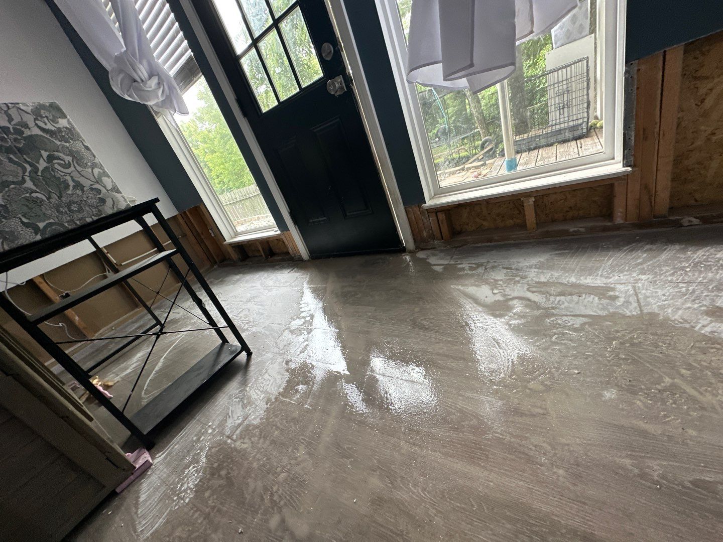 Full-Service Water Damage Mitigation and Structural Drying in Lone Jack by Fine Restoration