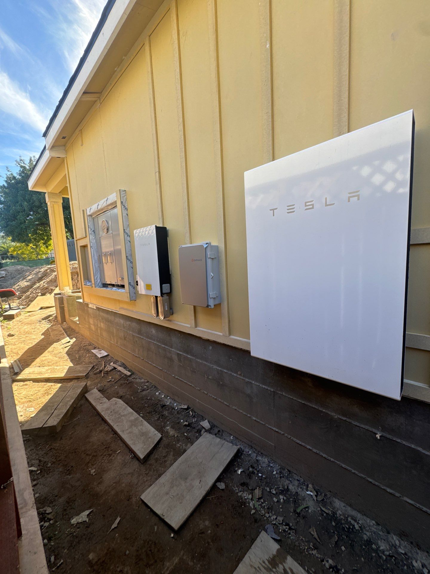 Tesla Powerwall and Solar Energy System Installation in Rolling Hills Estates by AWS Solar