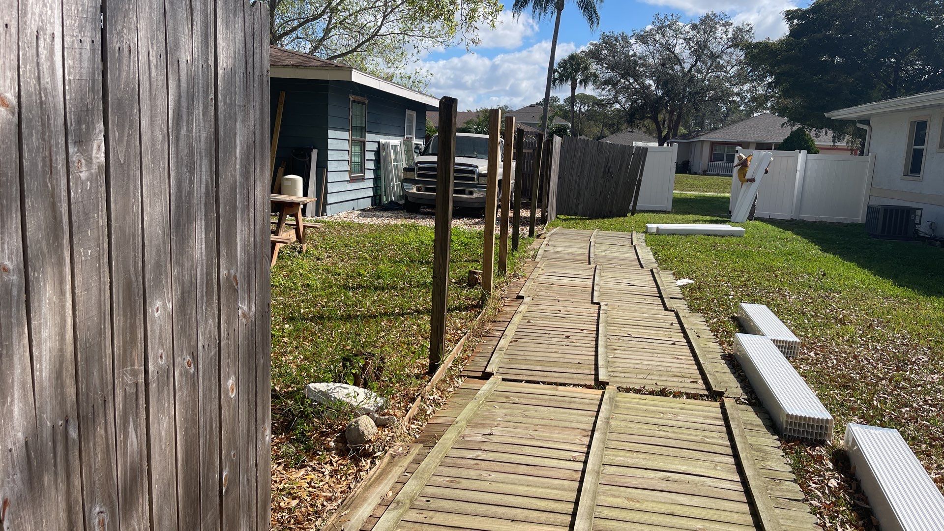 Sarasota, FL 6ft. Tall White Vinyl Privacy Fence  by Asap fence and gates, LLC