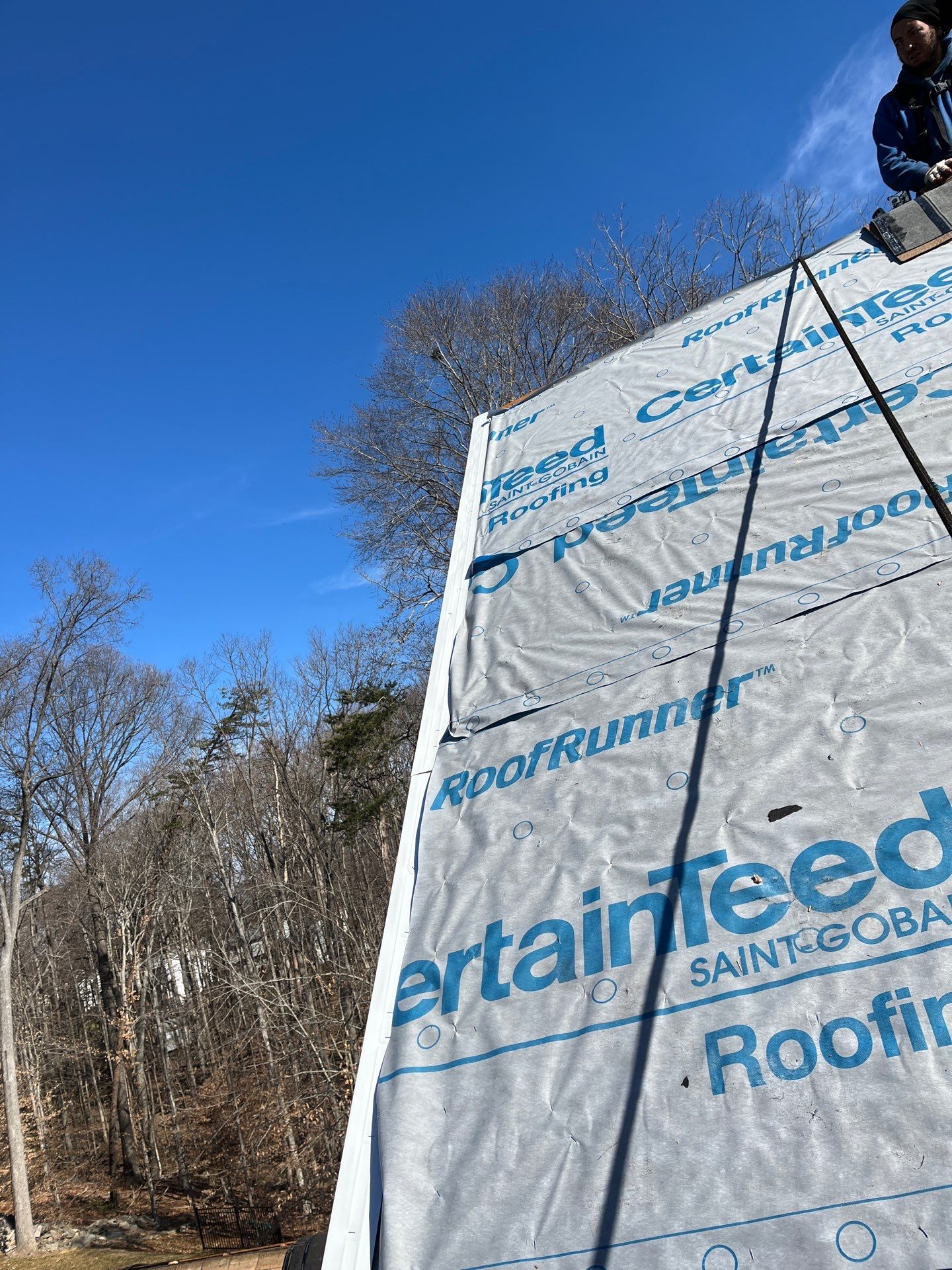 Springfield CertainTeed Landmark in Resawn Shake by RM Banning, Inc.