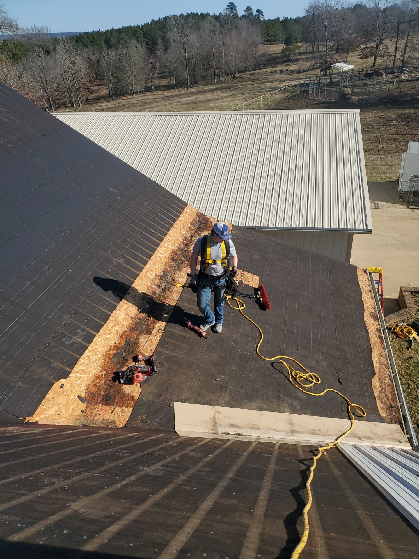 Residential Metal Roof Replacement using Reed's Metals: 26 GA. Colored Residential Metal Panels (Ivory) by Hostetler Roofing