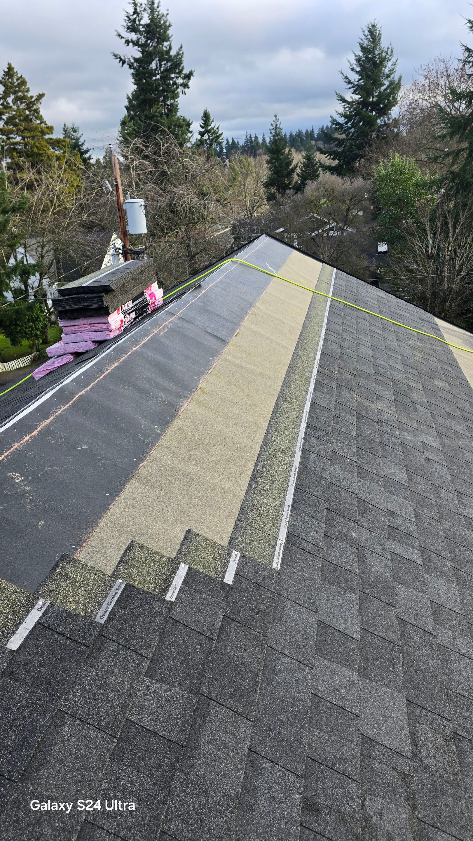 Scandinavian New Build by RoofWorks Northwest