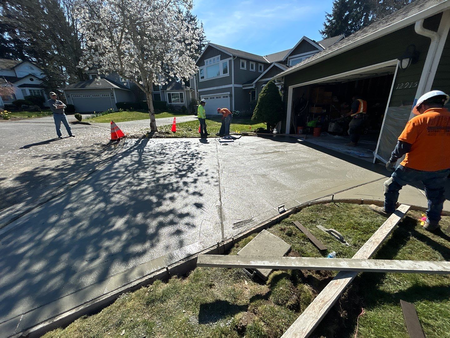 William | Concrete Driveway by Jireh Asphalt & Concrete Inc 