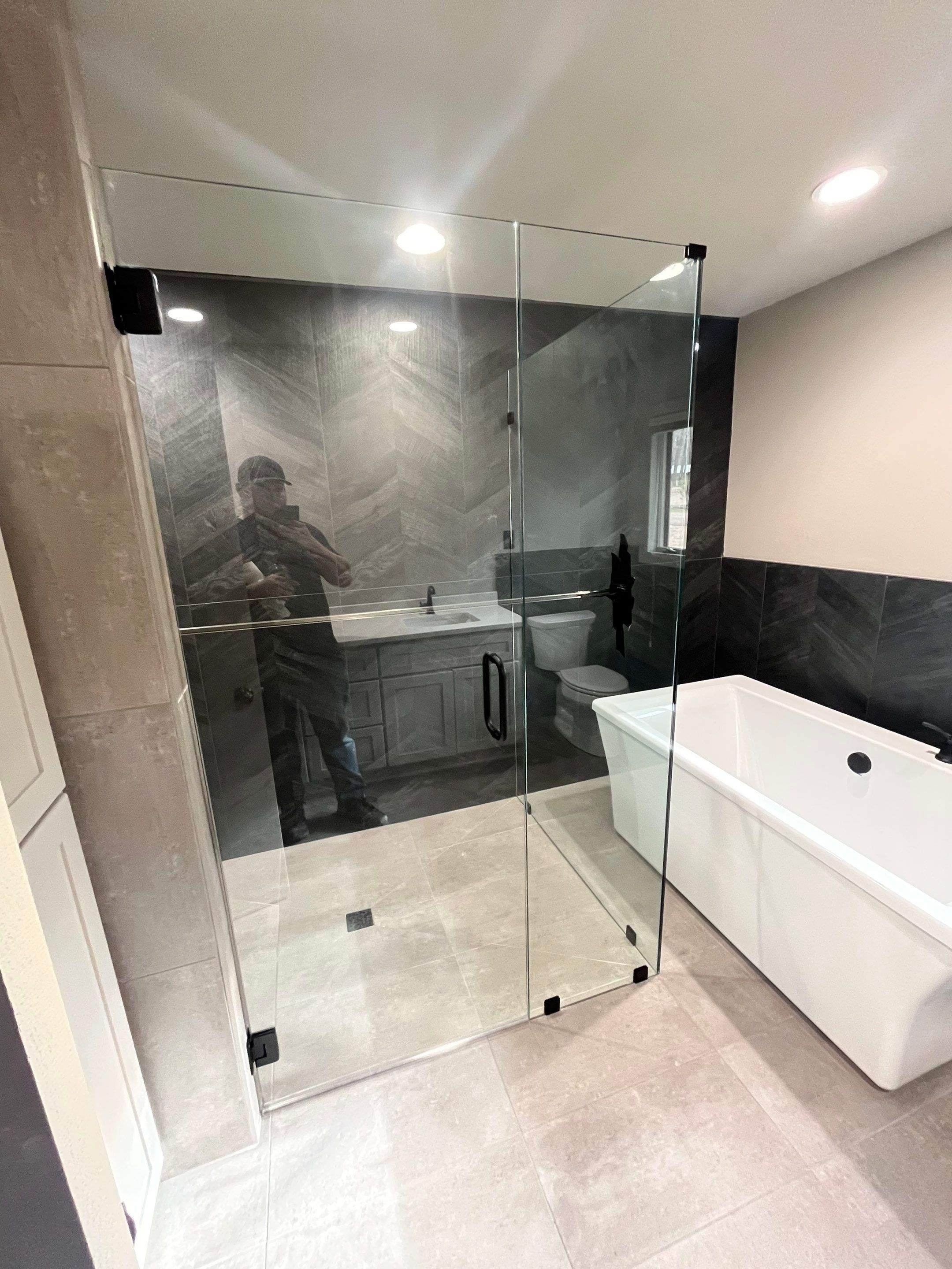 Shower Pictures by Custom Glass Service