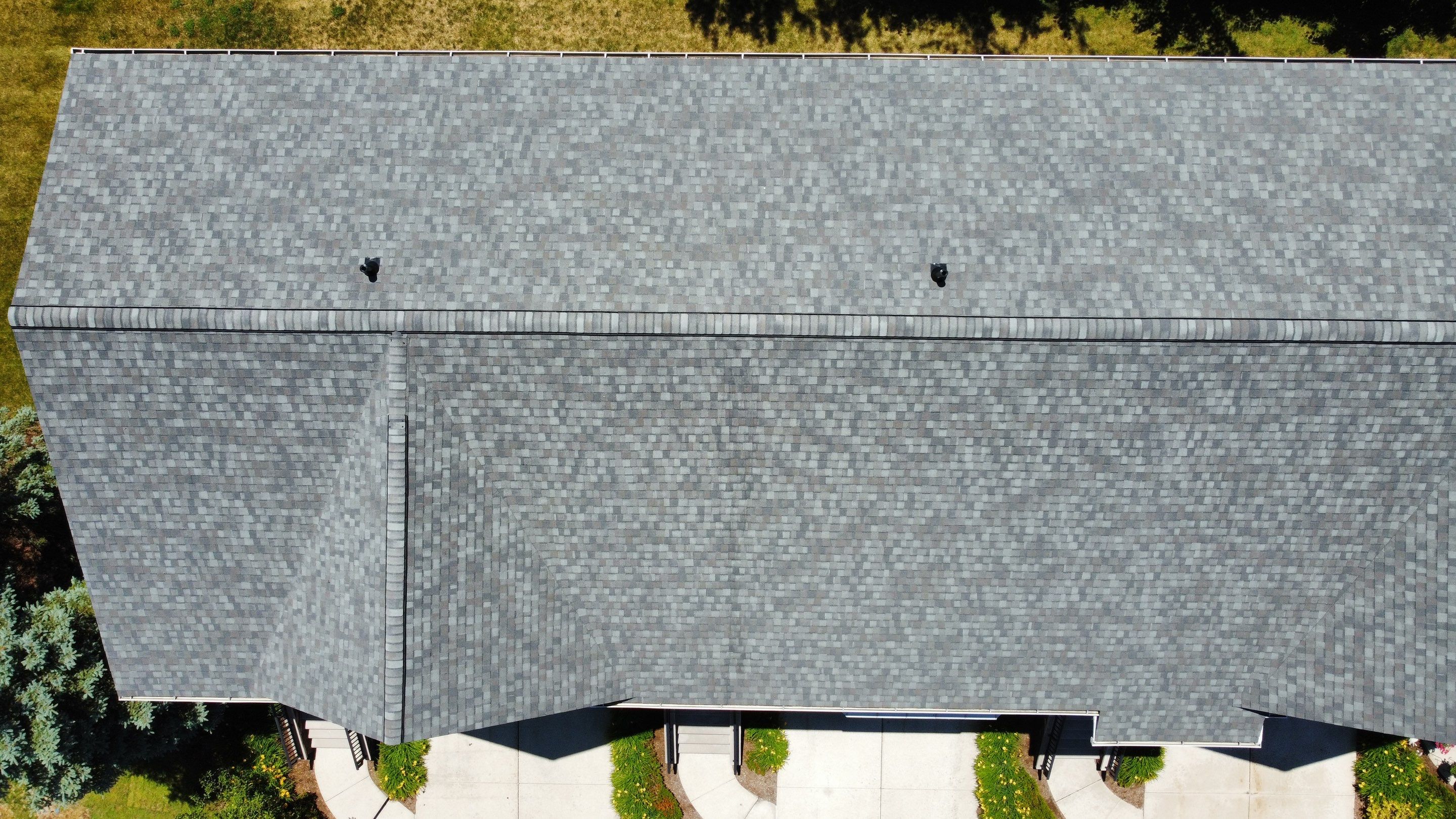 Roof Replacement - Condo Association   by Bloomfield Construction & Restoration