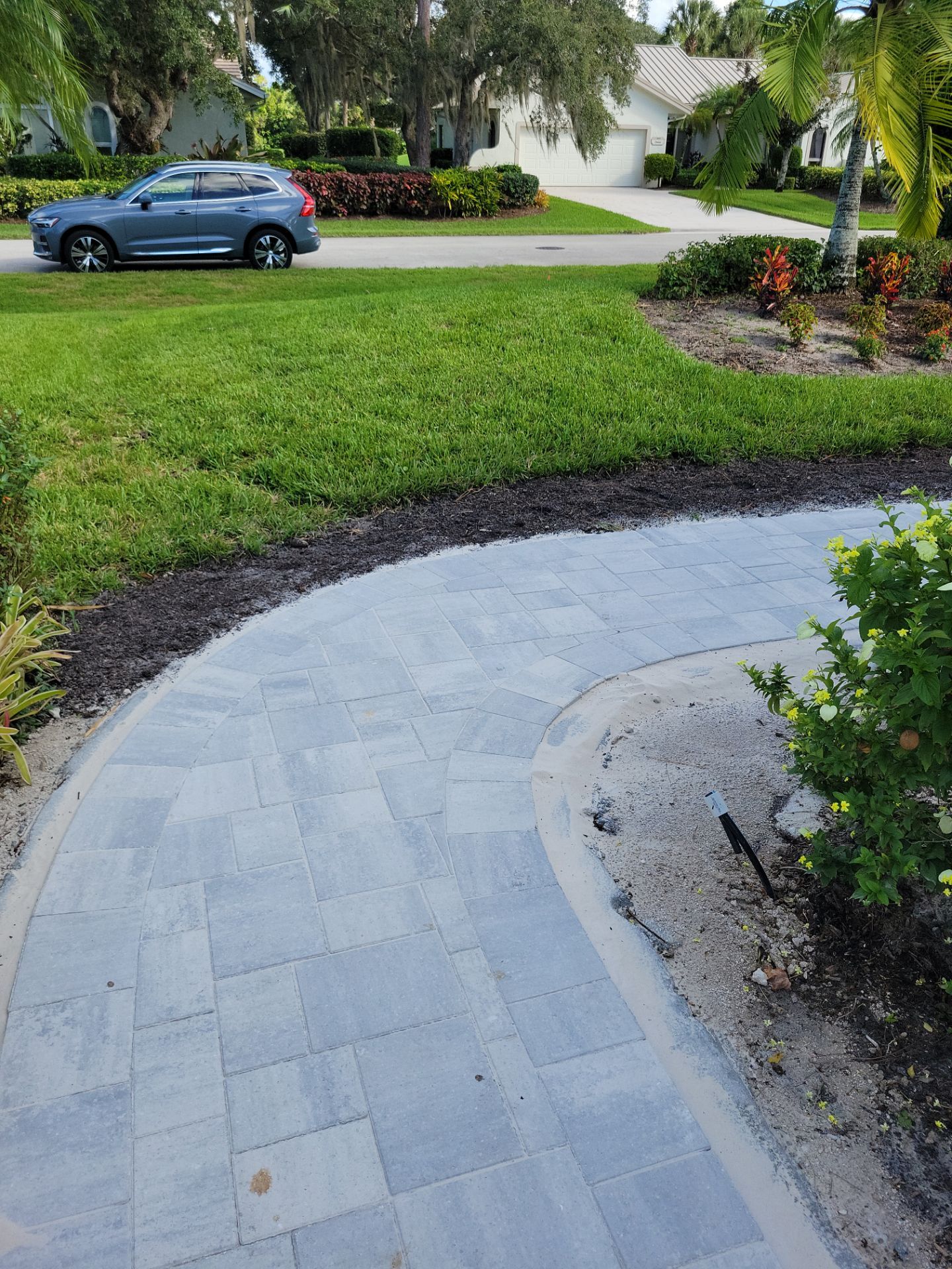 🌴 “Harbour Ridge Haven – A Tropical Revival by Alpha Zeta Landscapes” by Alpha Zeta Enterprises Inc