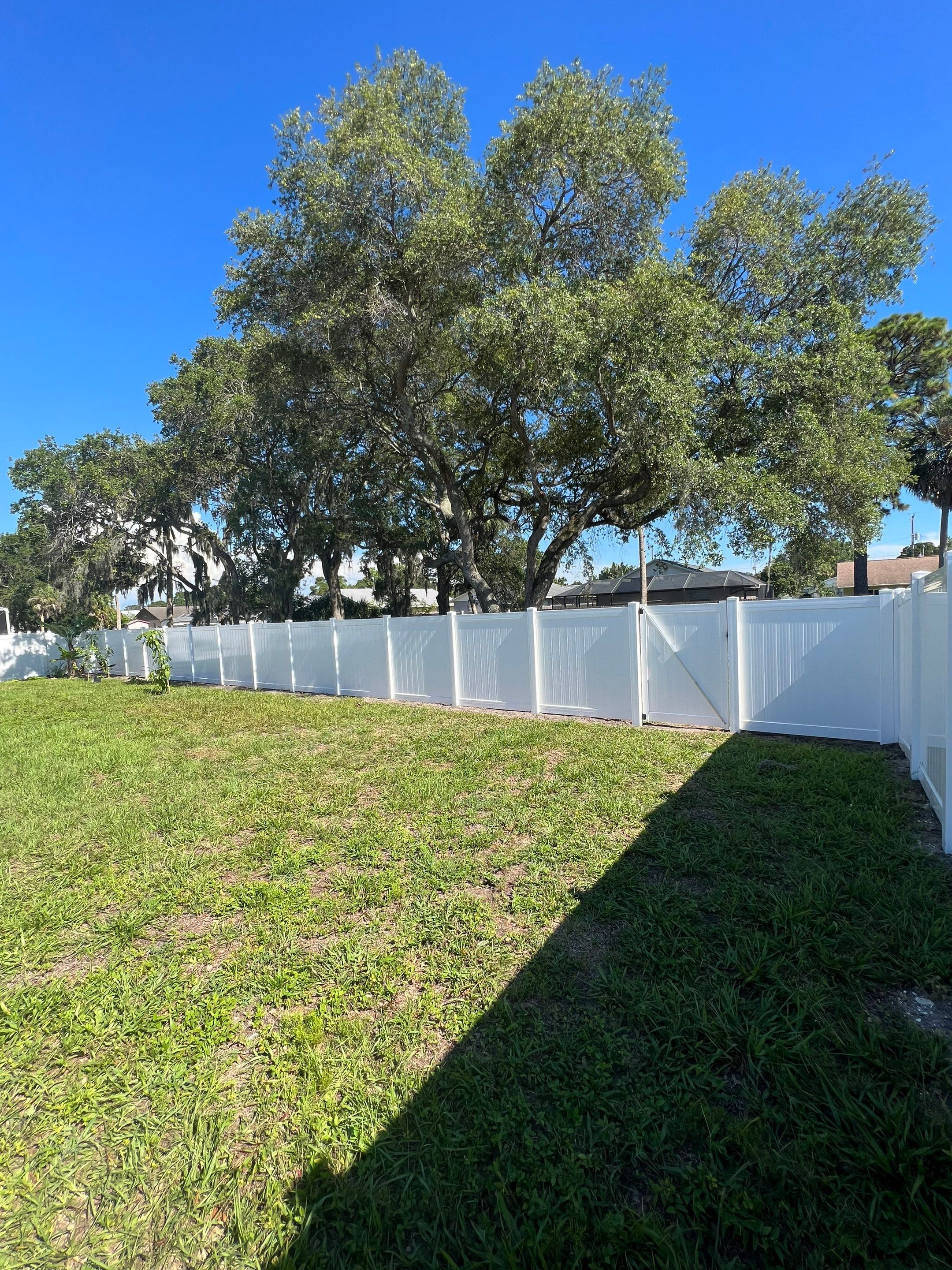 Palmetto, FL 6ft. Tall White Vinyl Privacy Fence  by Asap fence and gates, LLC