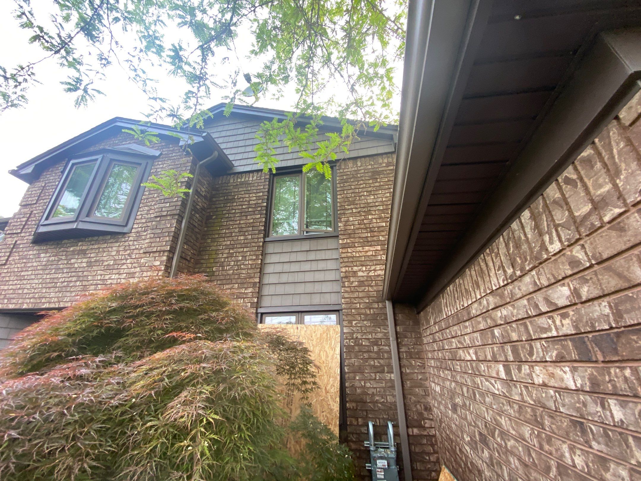 Roof Replacement using CertainTeed Landmark by 180 Contractors