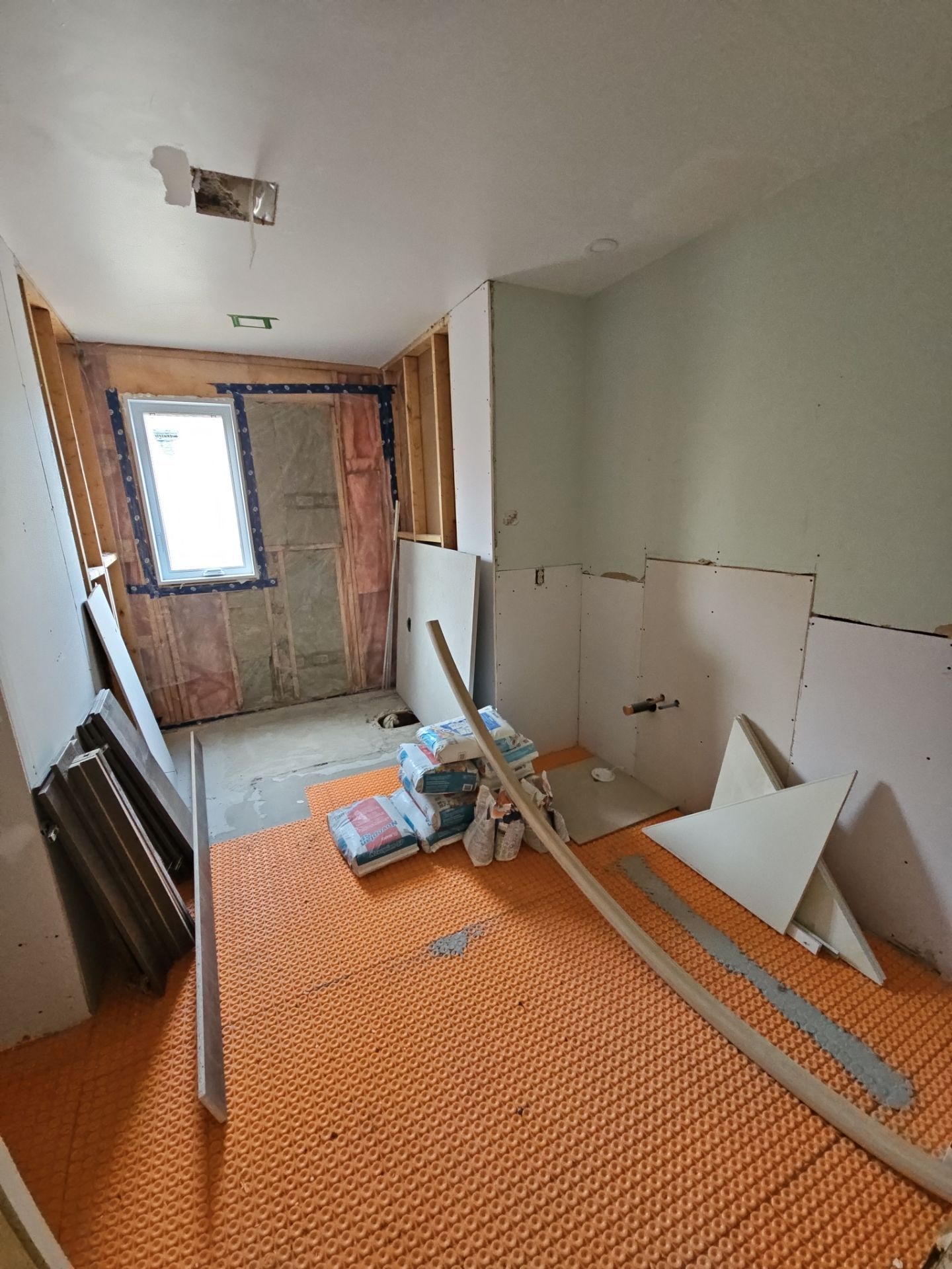 Large scale renovation by Eco-Nature Construction Inc.