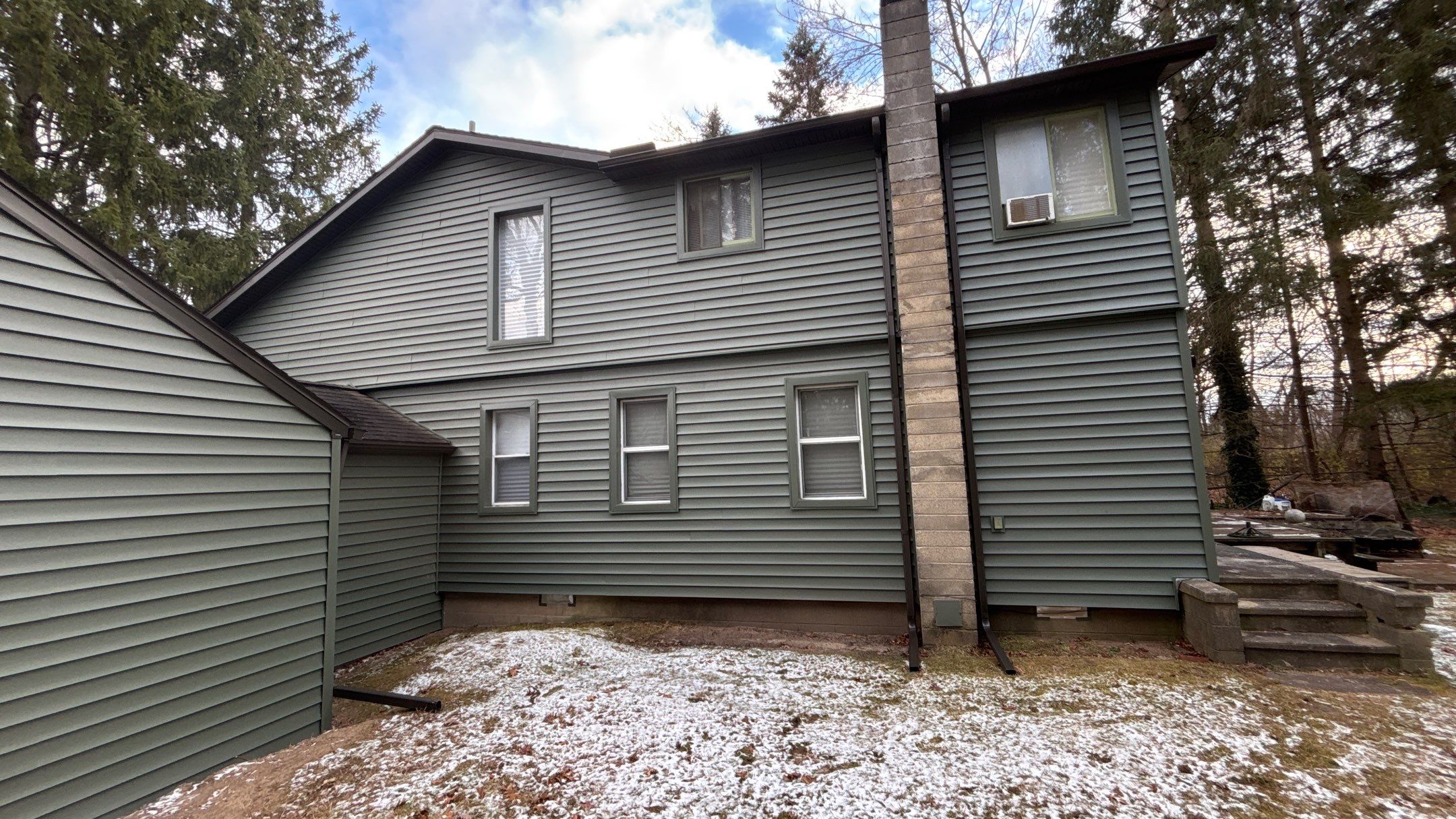 Siding Replacement using Certainteed Monogram D5 by 180 Contractors