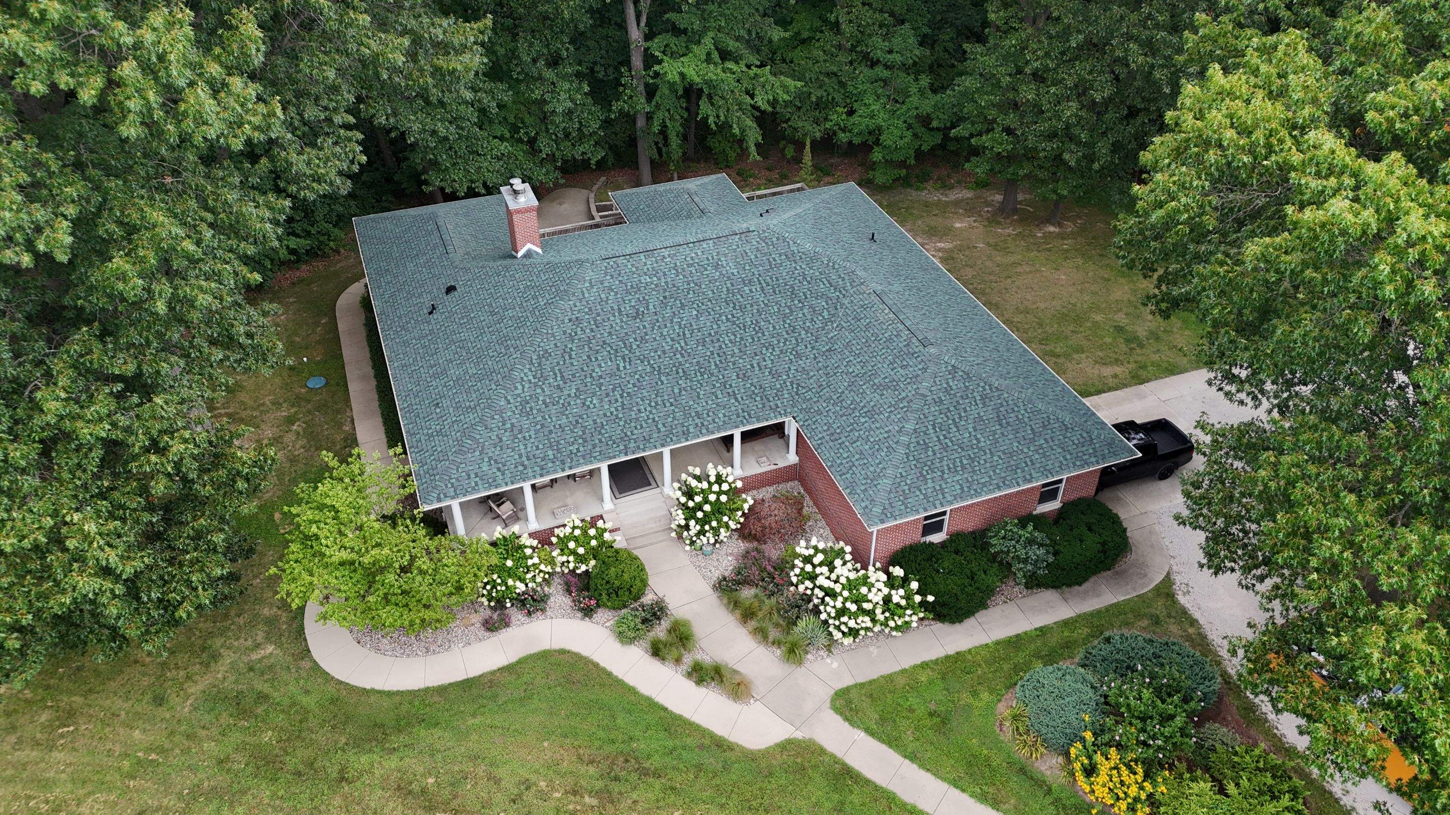 Full Architectural Shingle Roof Replacement for Springfield Brick Home by Acosta Angeli Roofing