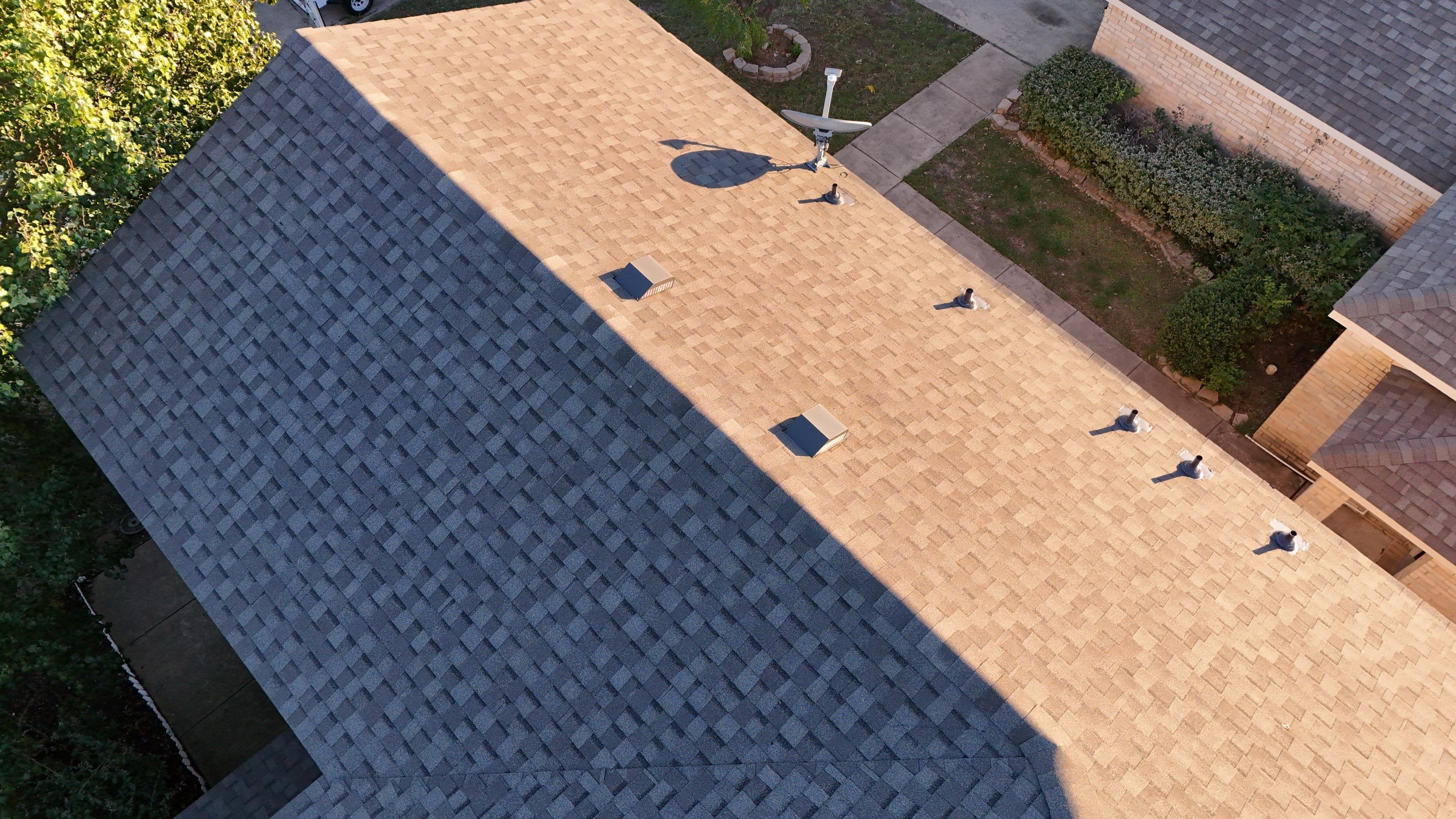 Project in Dallas by Armor Roofing | Exteriors