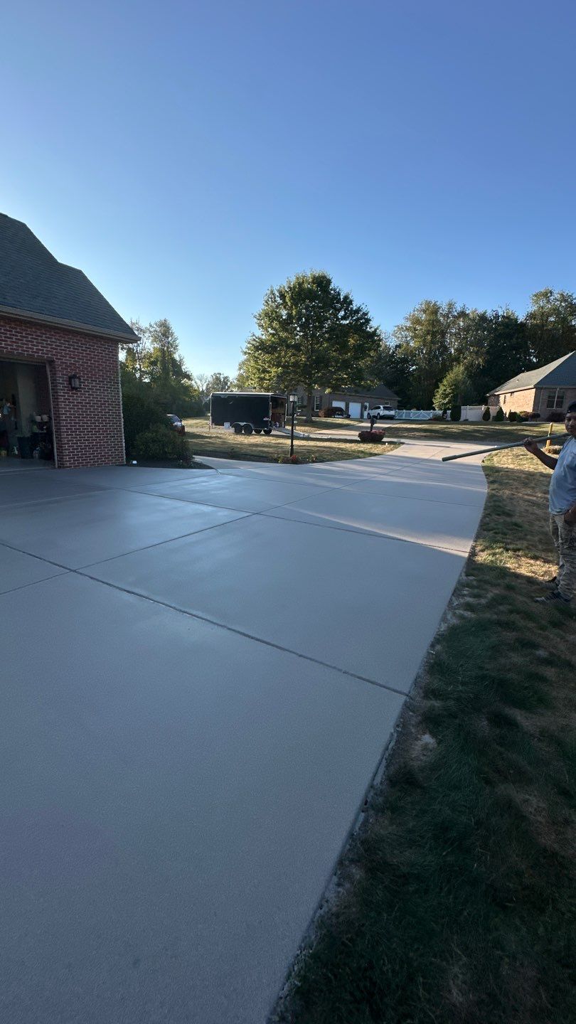 Driveway + Garage + Walkway Project in Meridian by Floors in a Day, Inc