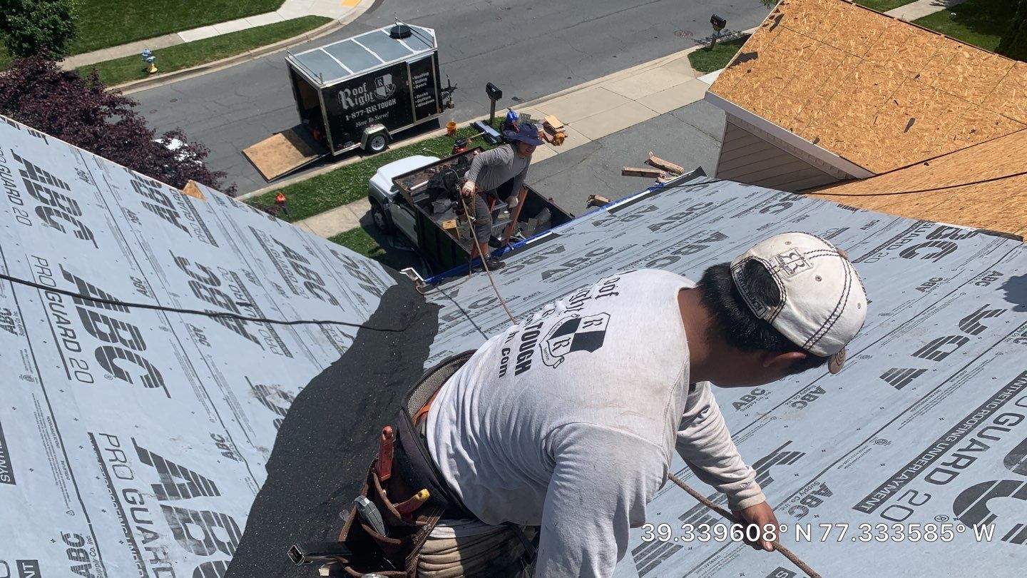Residential Roofing Installation using CertainTeed Landmark AR - Weathered Wood by Roof Right Inc
