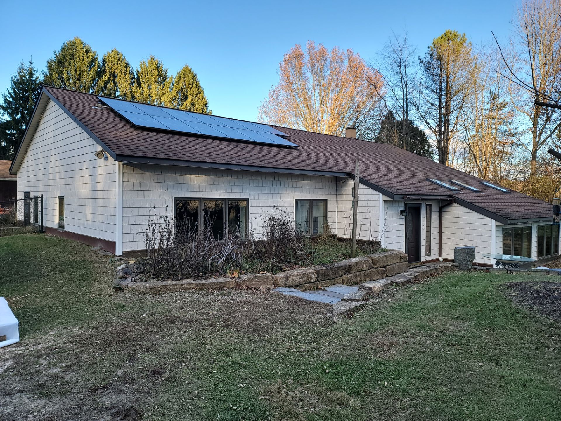 Red Cedar Siding, Color, Mountain Ash by Eagle Eye Roofing