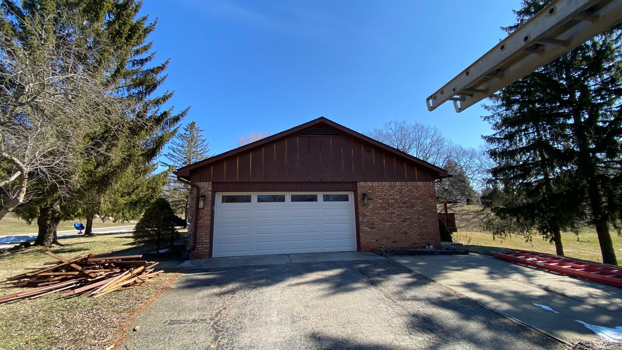 Siding Replacement using CertainTeed Restoration Classis D4 by 180 Contractors