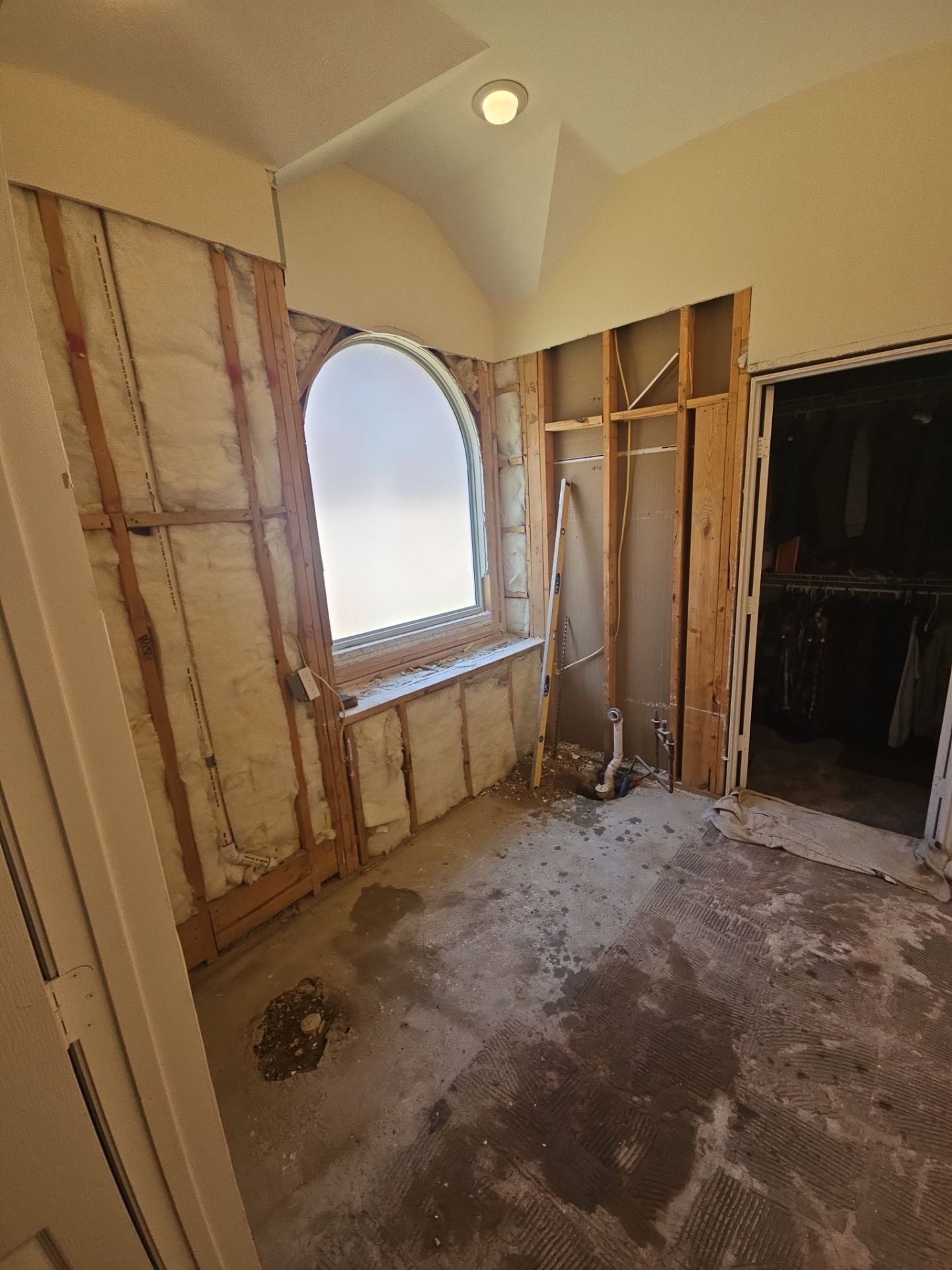 Zero Entry Shower by SLM General Contractors & Roofing