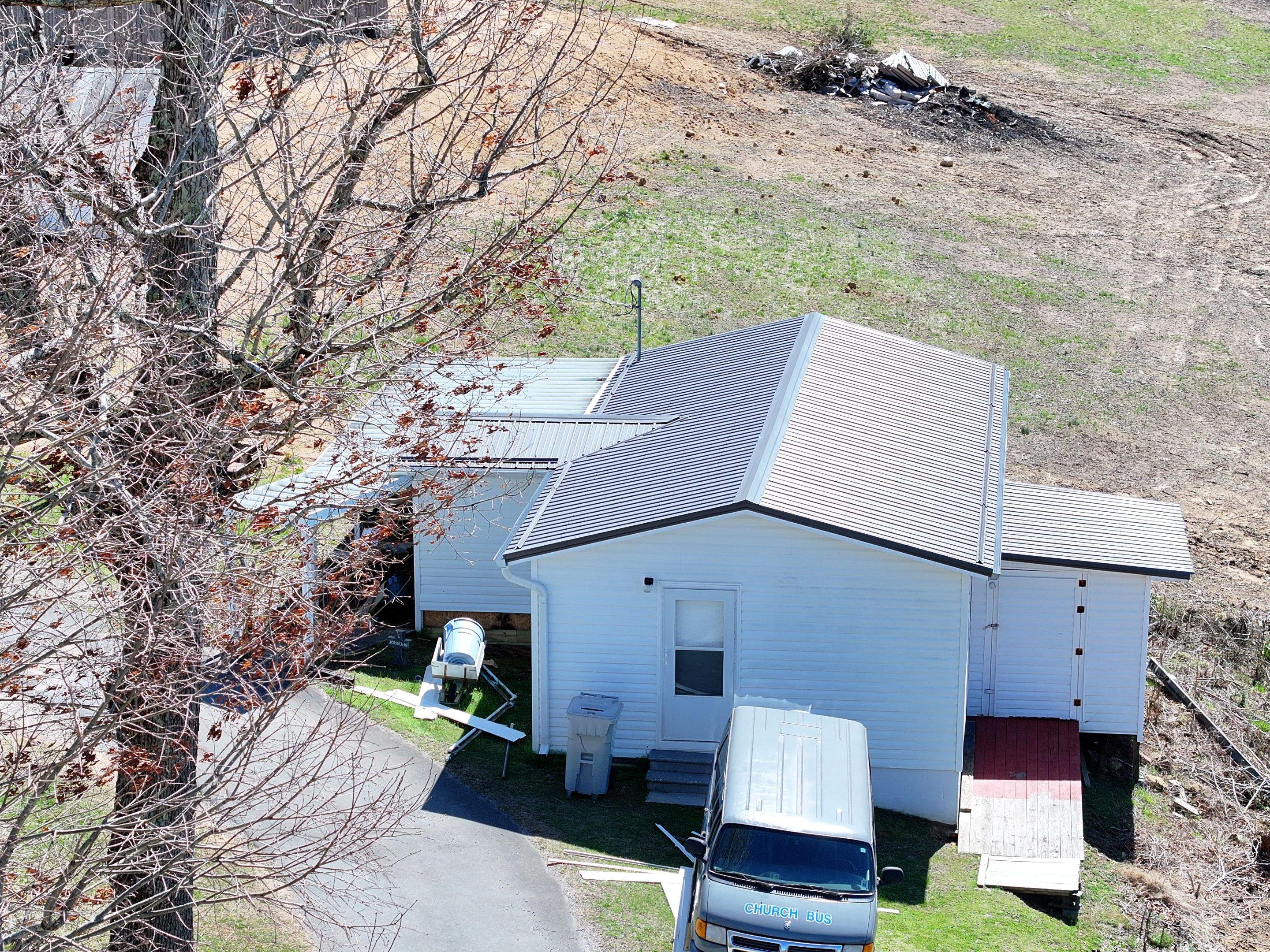 Fish Springs Baptist Church by Omnia Roofing