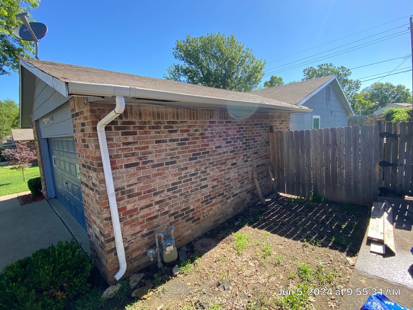 Roof inspection in Bartlesville by Decor Roofing & Restoration