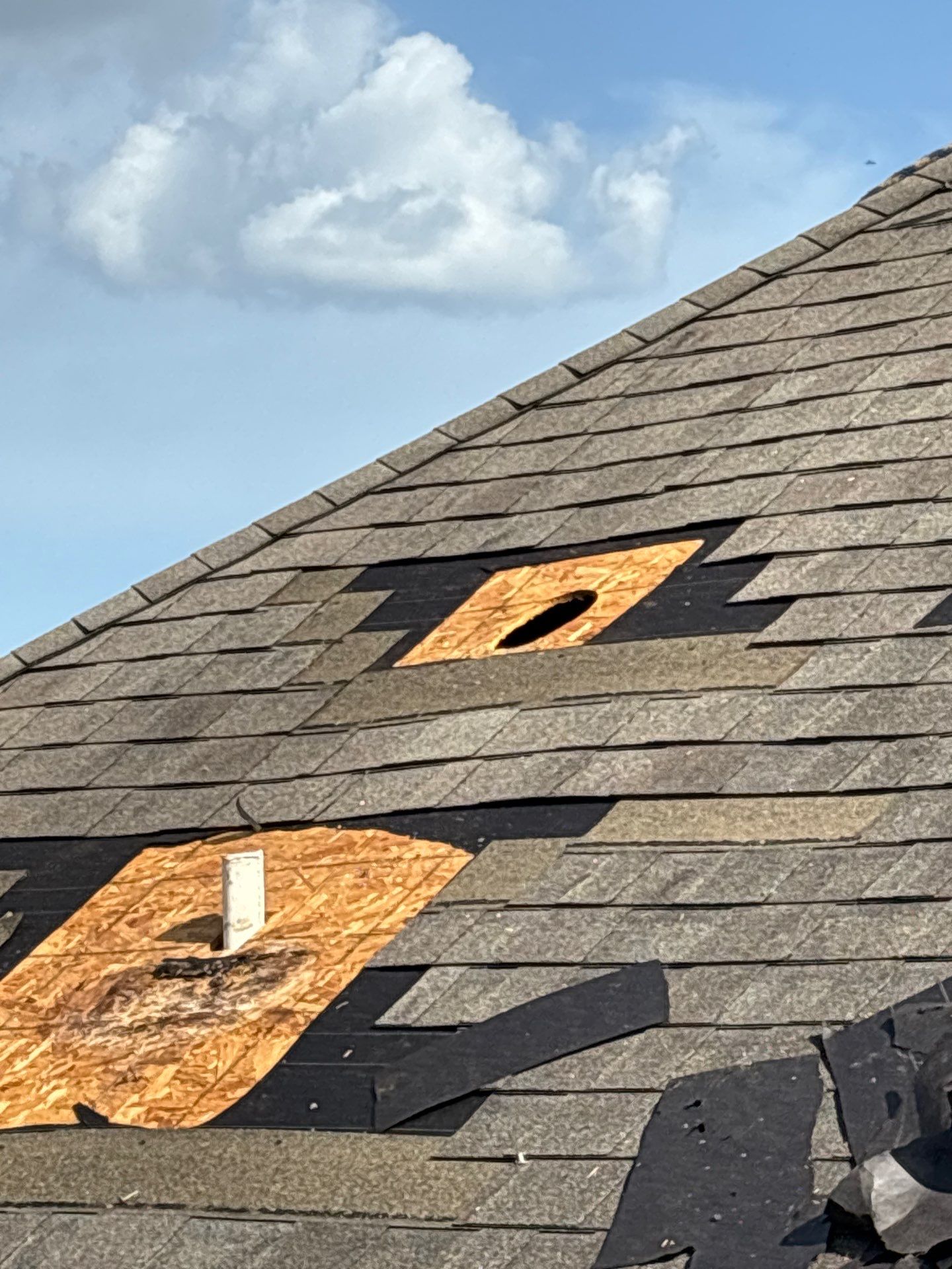 Residential Roofing Installation using Owen's Corning Duration (Lifetime) Shingles by Roof Repair Company