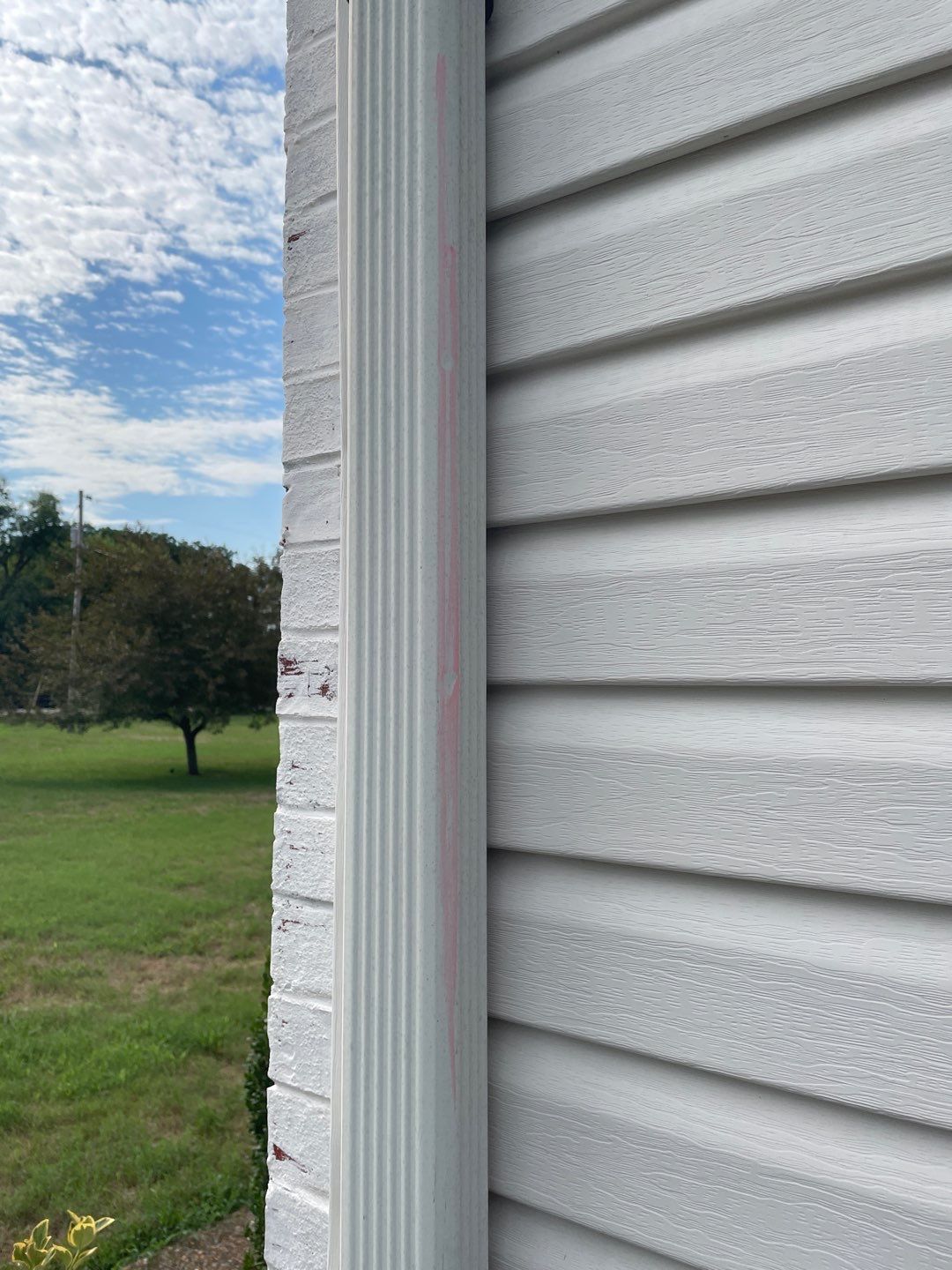 Residential Roofing Installation using Owens Corning Oakridge Roofing System by Undersun Roofing 