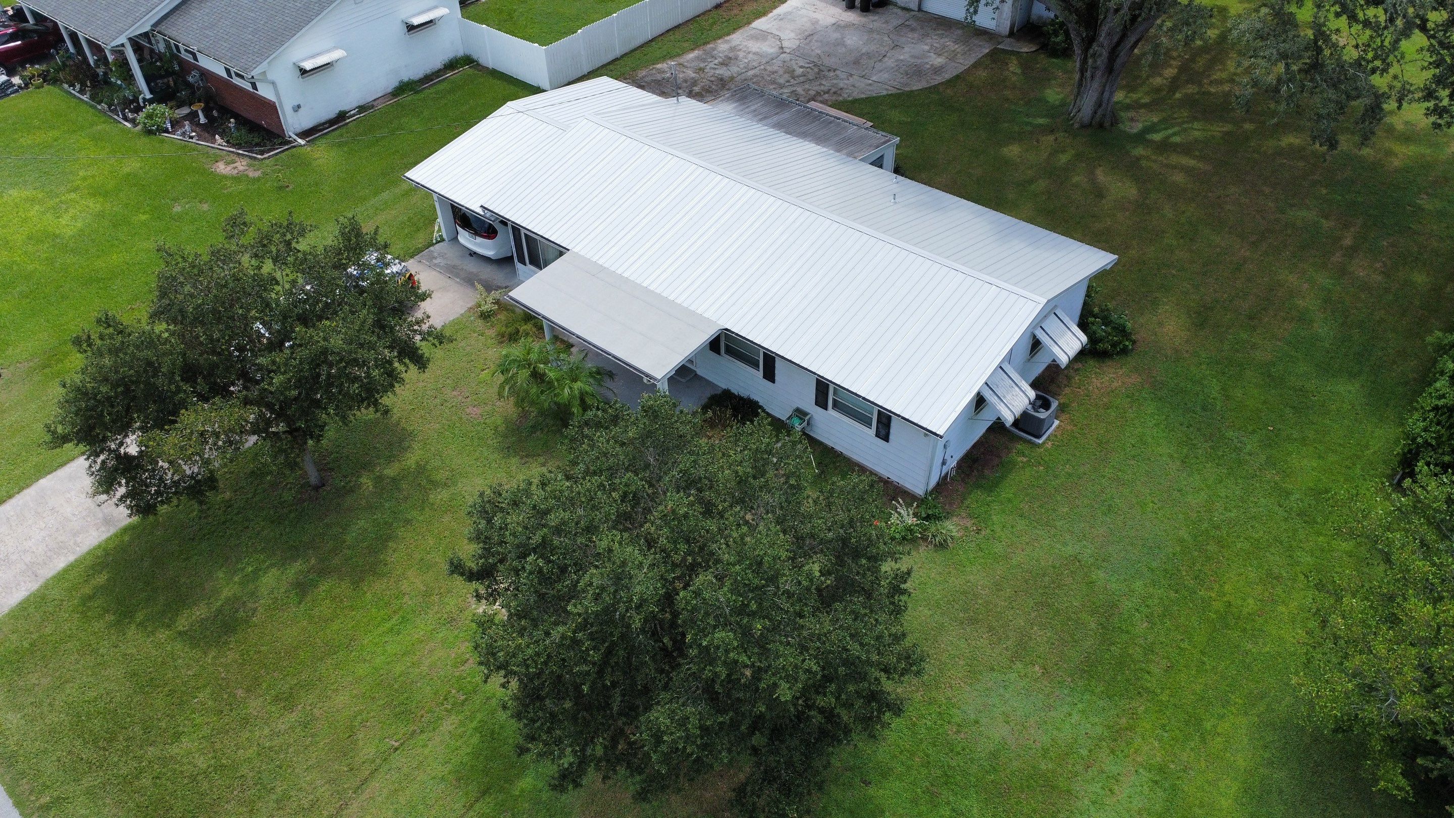 Metal Roof Replacement in Zephyrhills, FL by Steadfast Roofing 