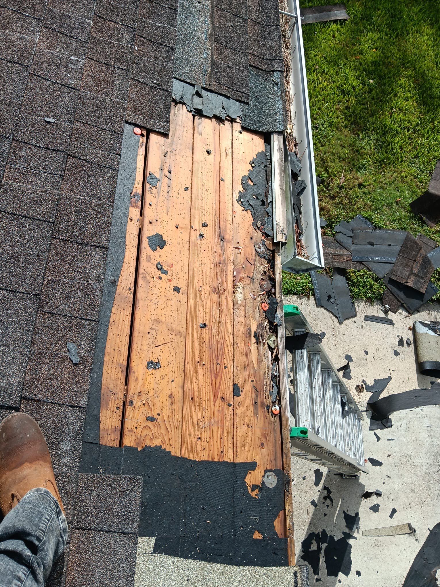 Roof Repair La Porte by Roof Repair Company
