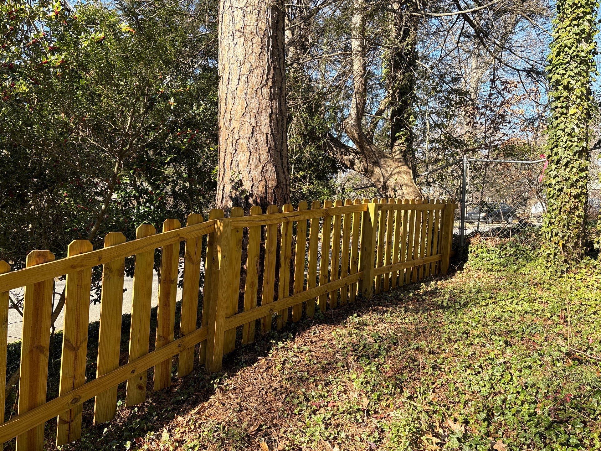 Wood Fence using Wood Sealant by DuraSeal