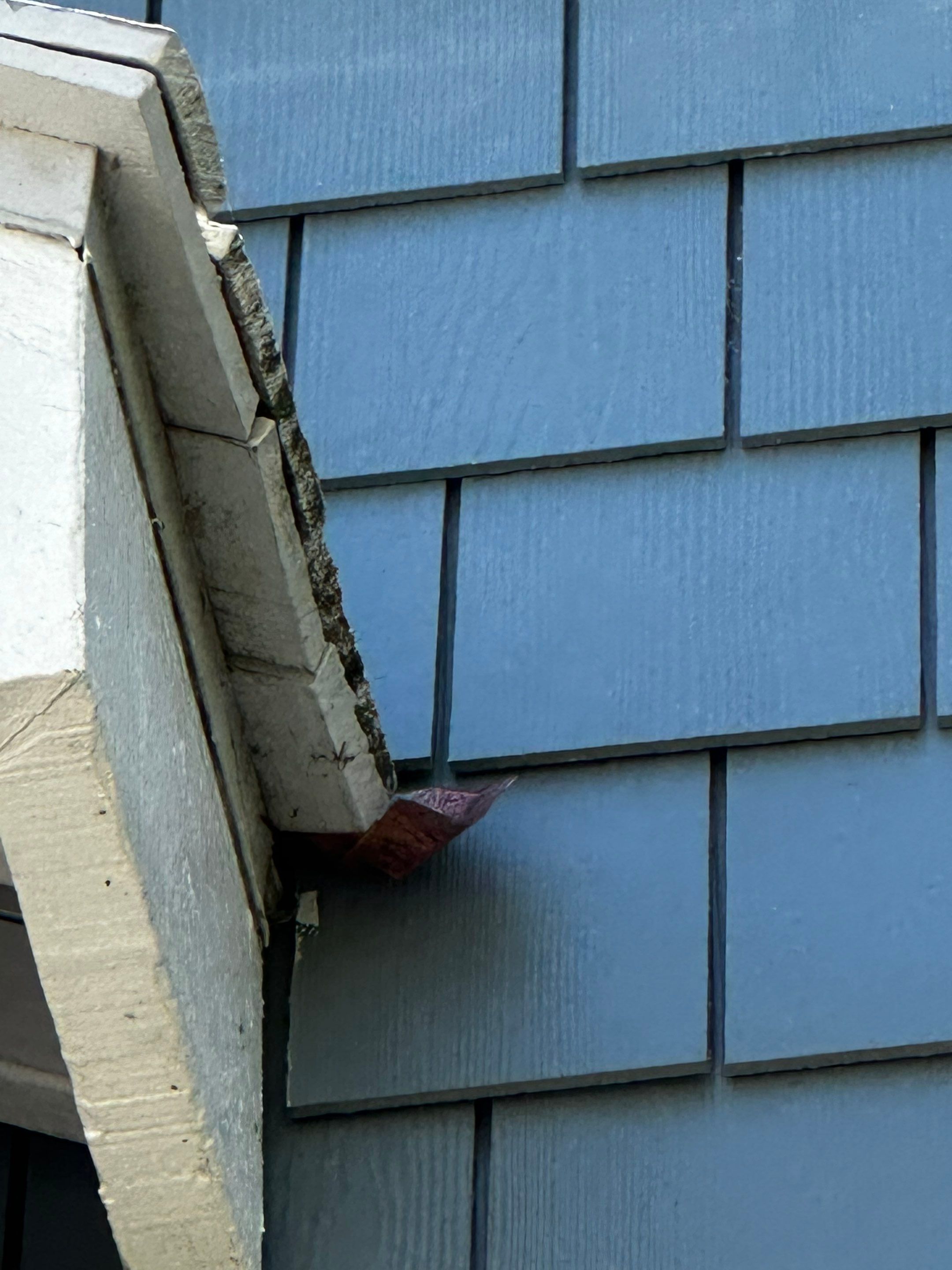 Pre-finish shingles by New Era Siding Inc 