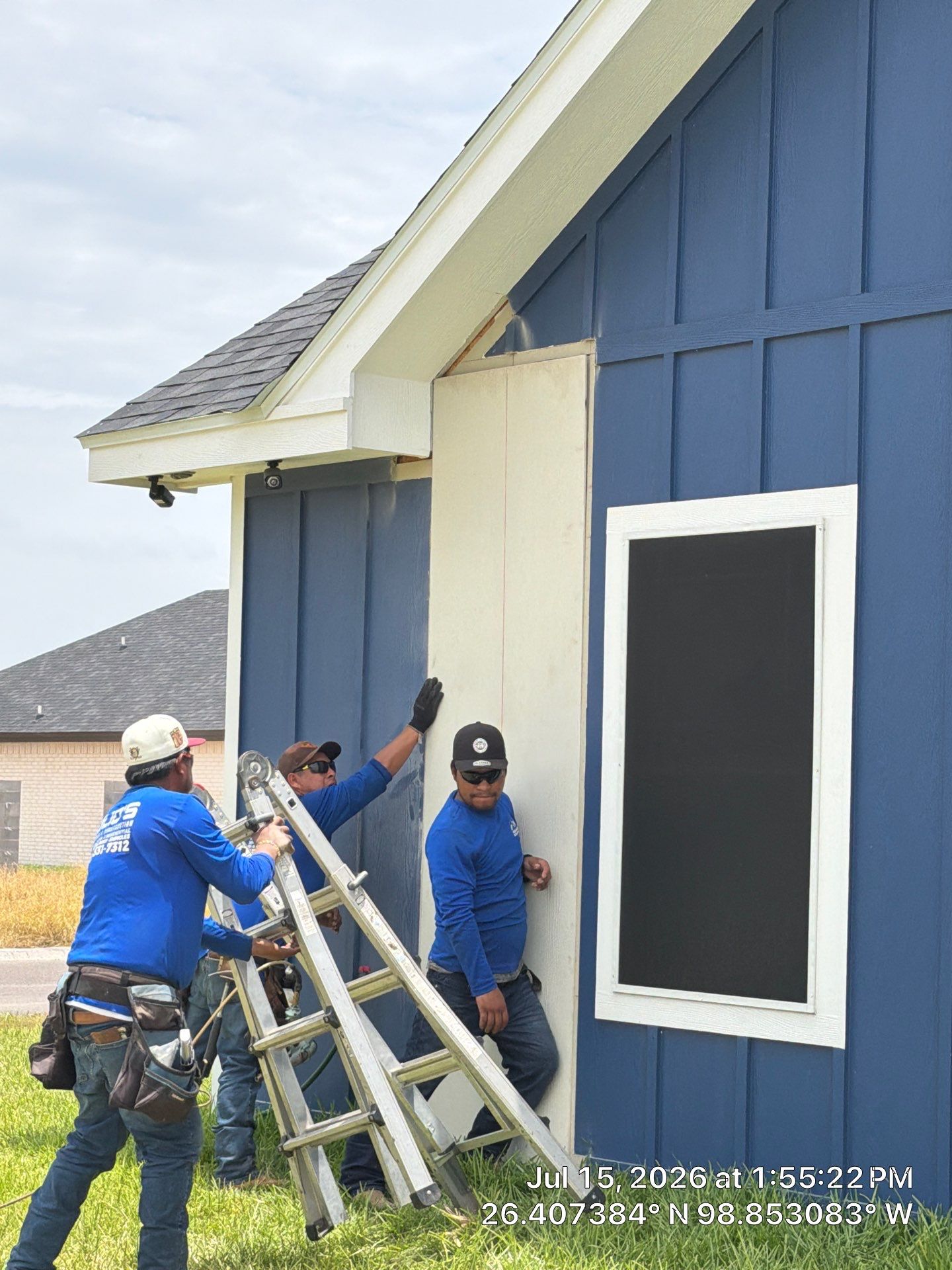 TruDef Onyx Black in Rio Grande City, Tx by PMG Home LLC