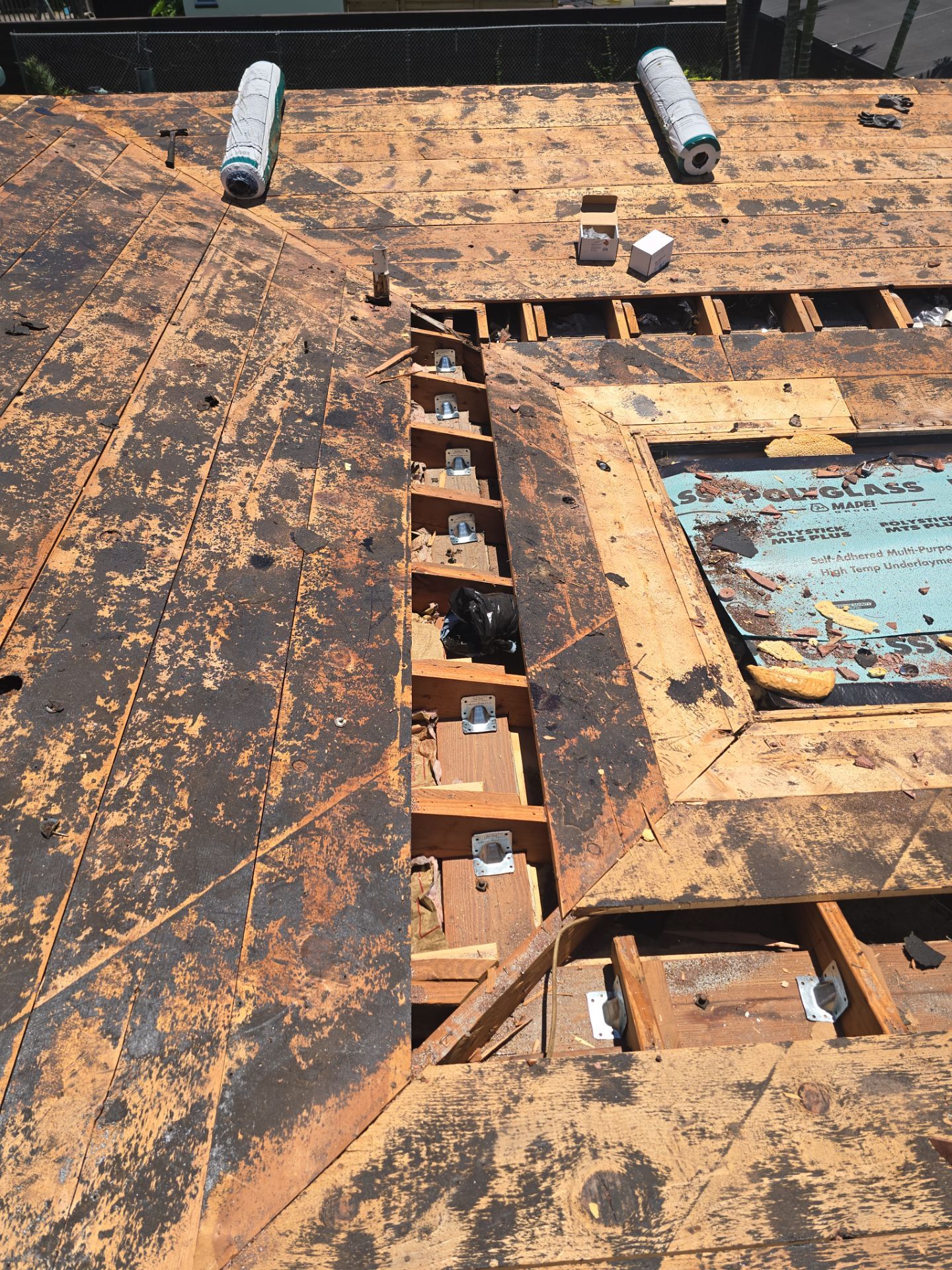 Project in St. Petersburg 33705 by Mitchell Roofing Company LLC 