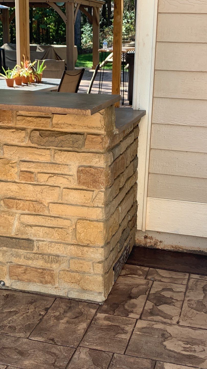 Outdoor Kitchen using Clifrock Panels by Xtreme Concrete Services