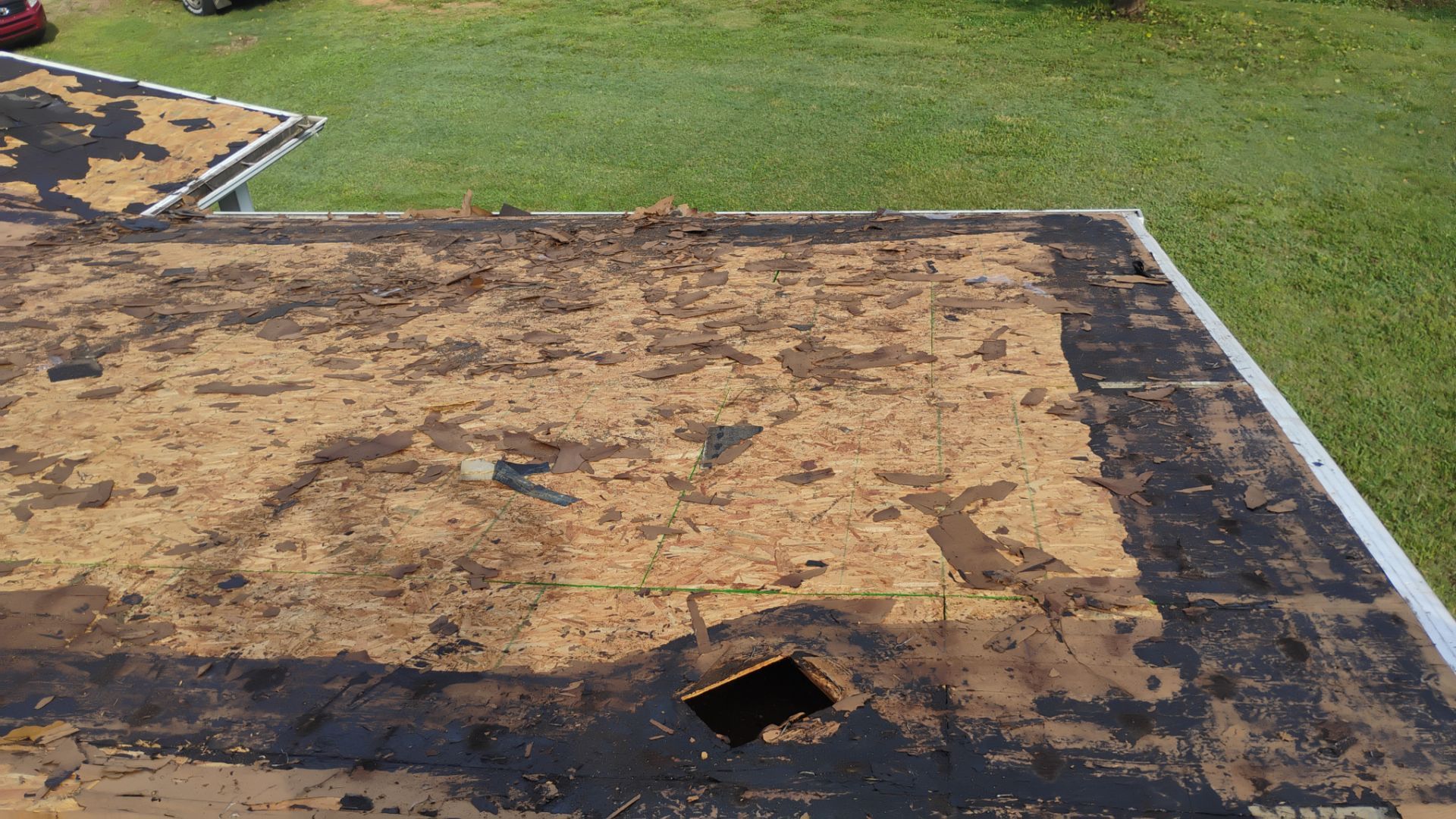 Taylor Roof by BROCK BUILDERS 