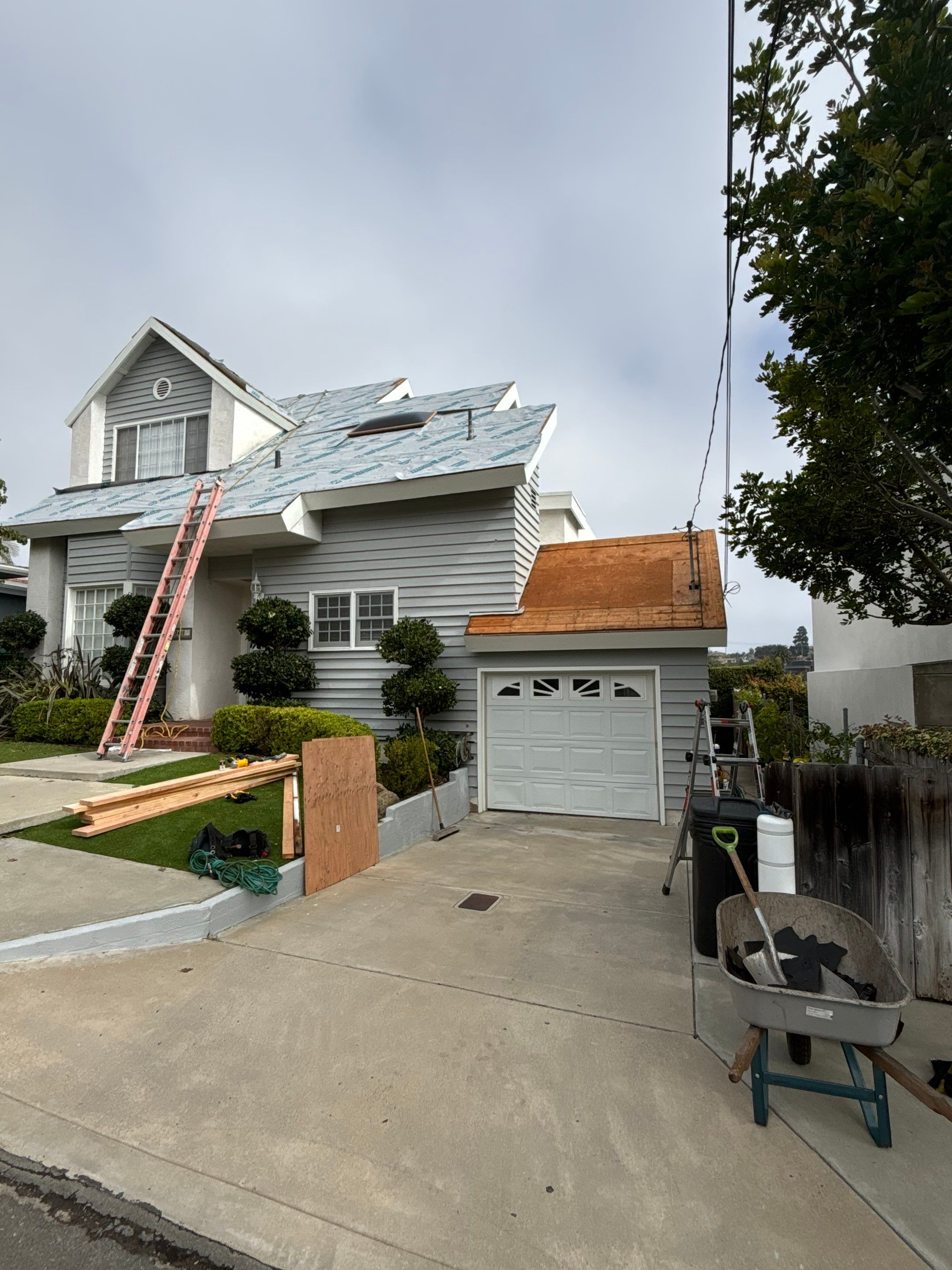 Point Loma, San Diego, CA | Shingle Roof Replacement & Skylight Installation by Zenith Roofing Services