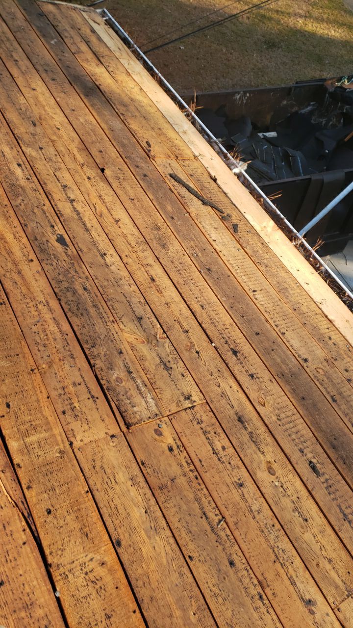 Fairfax: CertainTeed Landmark Pro Designer Shingles in Max Def Charcoal Black by RM Banning, Inc.